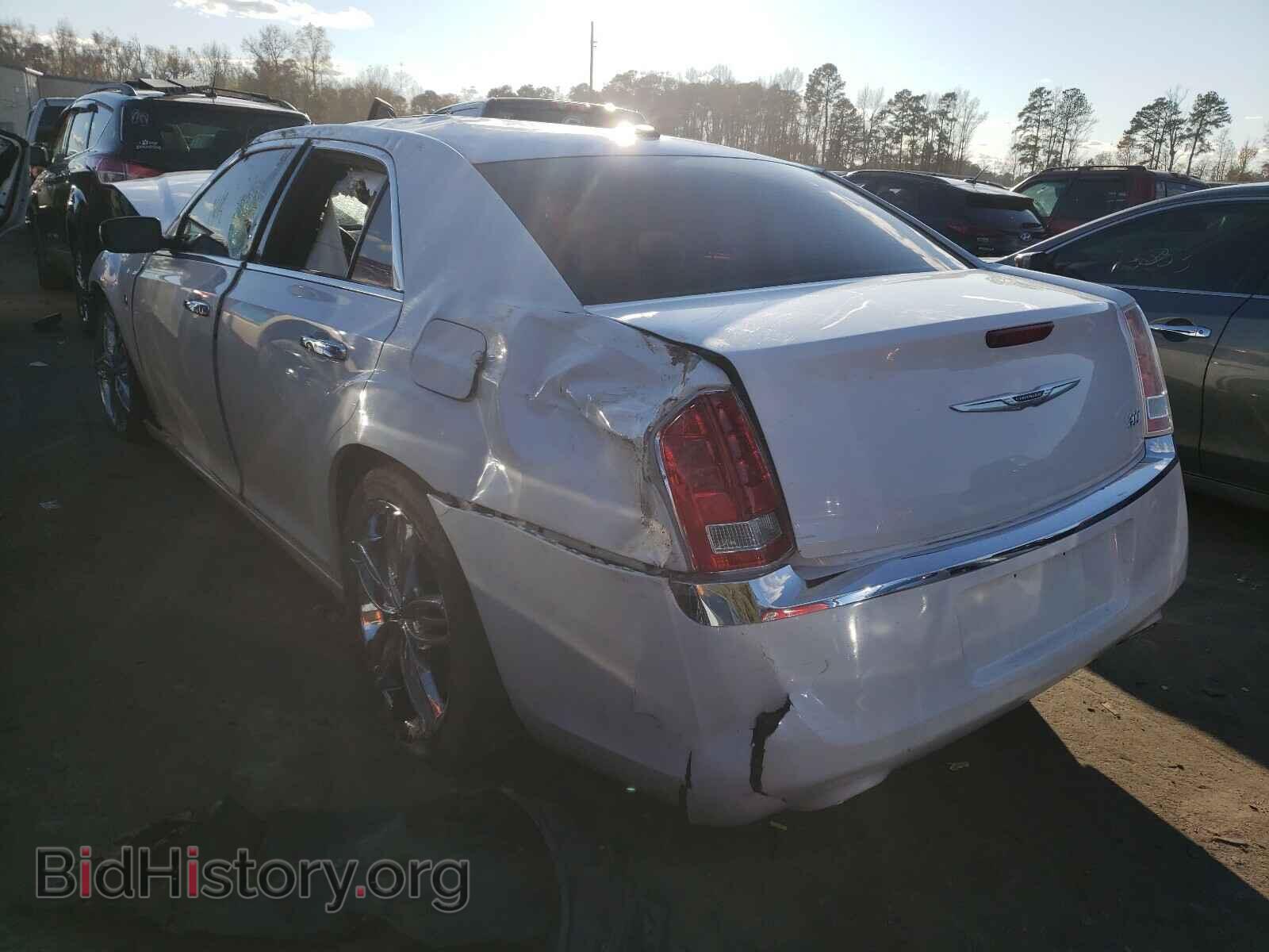 2013 CHRYSLER 300 - VIN: 2C3CCAAG2DH740323 - Фото 3