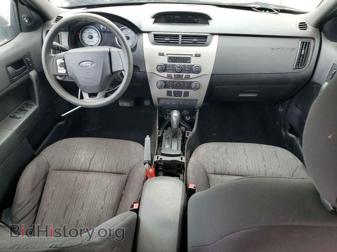 2011 FORD FOCUS - VIN: 1FAHP3FN7BW111802 - Photo 8