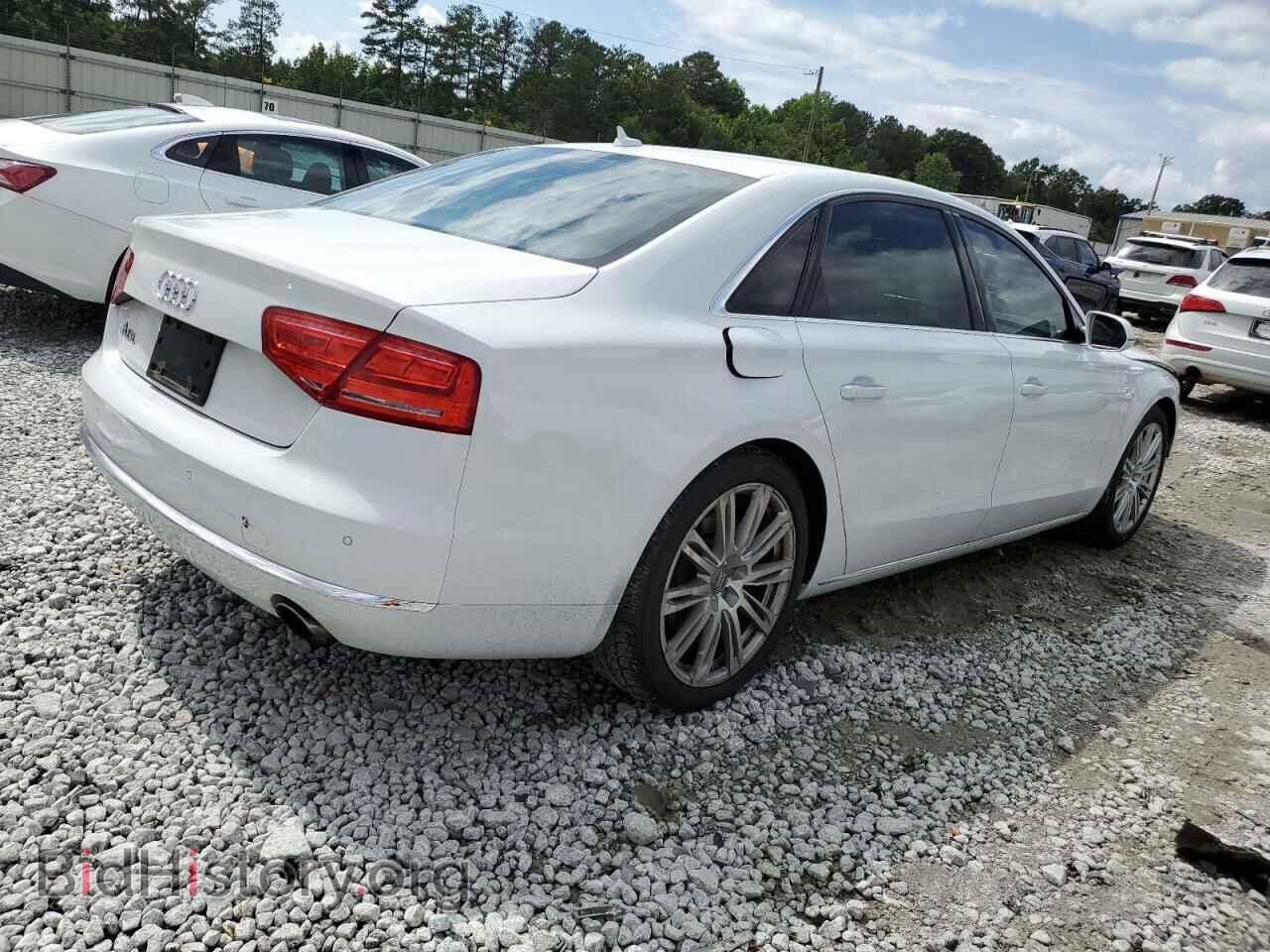 2013 AUDI A8 - VIN: WAURGAFD2DN001112 - Фото 3