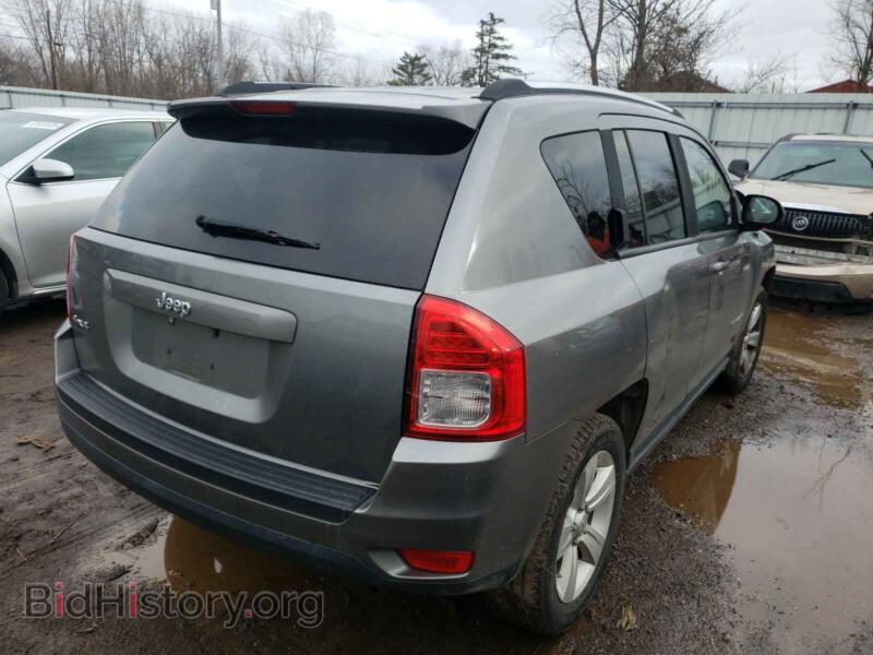 2011 Jeep COMPASS (VIN 1J4NF1FBXBD243601) — photo 4 of 10