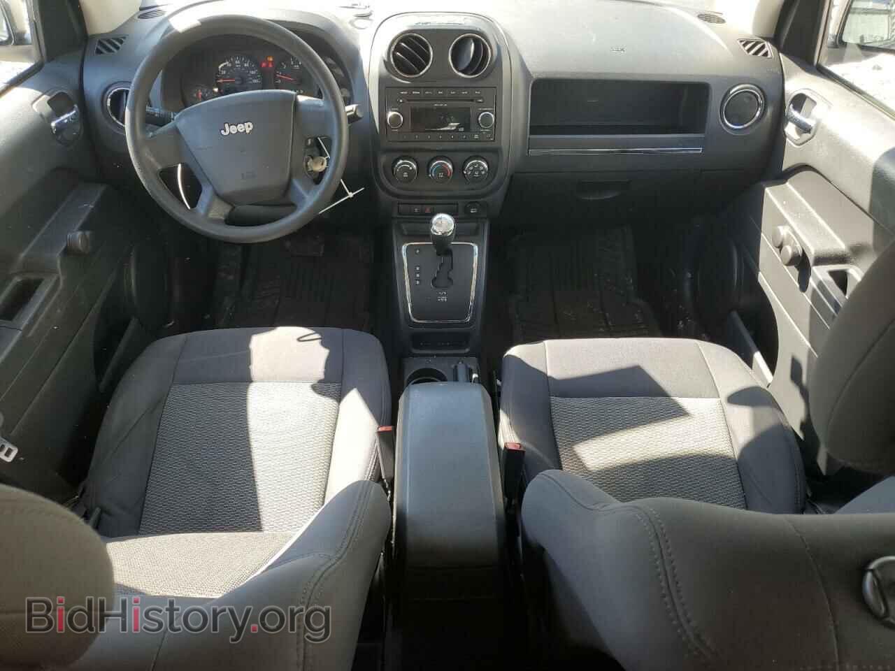 2010 JEEP COMPASS - VIN: 1J4NT4FA4AD506245 - Фото 8