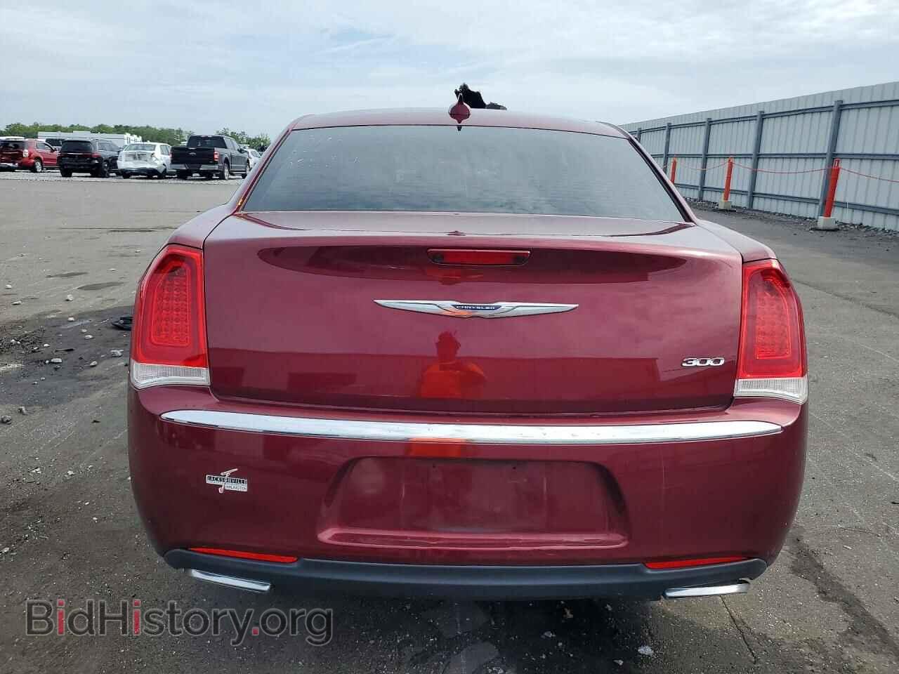2017 CHRYSLER 300 - VIN: 2C3CCAAG0HH506431 - Фото 6