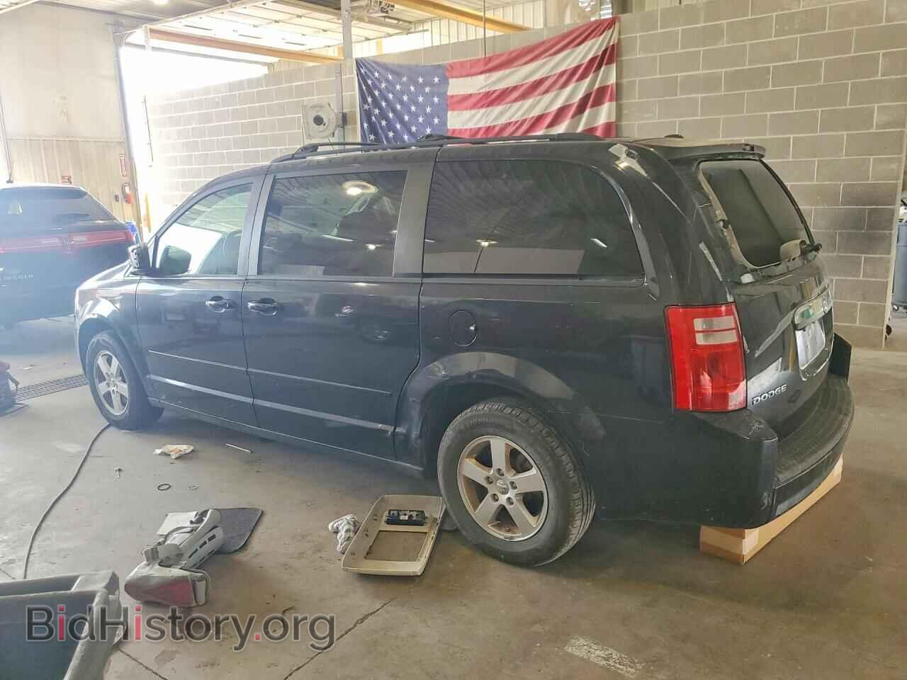 2010 DODGE CARAVAN - VIN: 2D4RN3D11AR416341 - Photo 2
