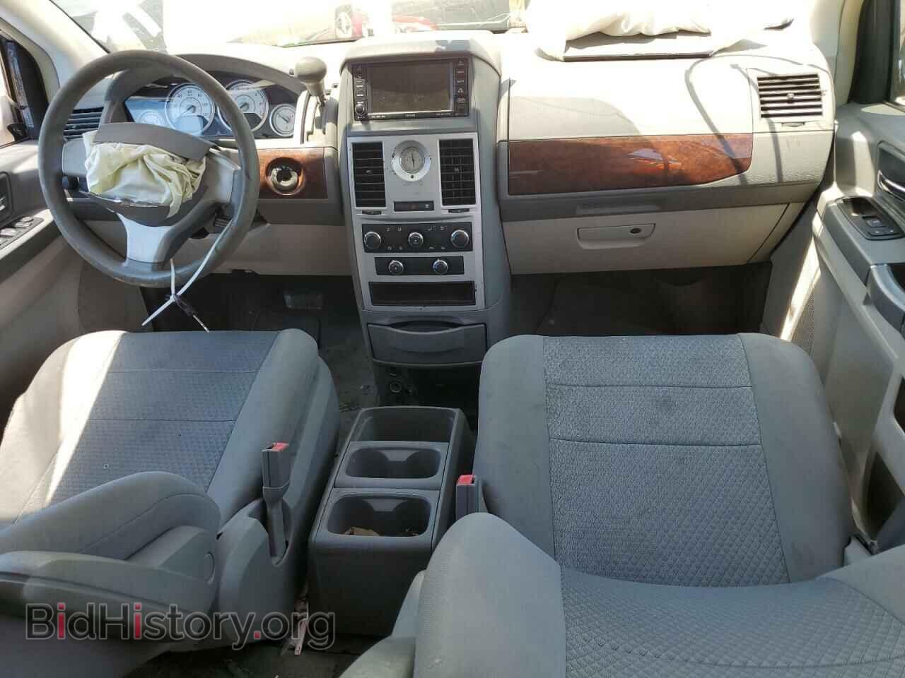 2010 CHRYSLER MINIVAN - VIN: 2A4RR4DE3AR344353 - Photo 8