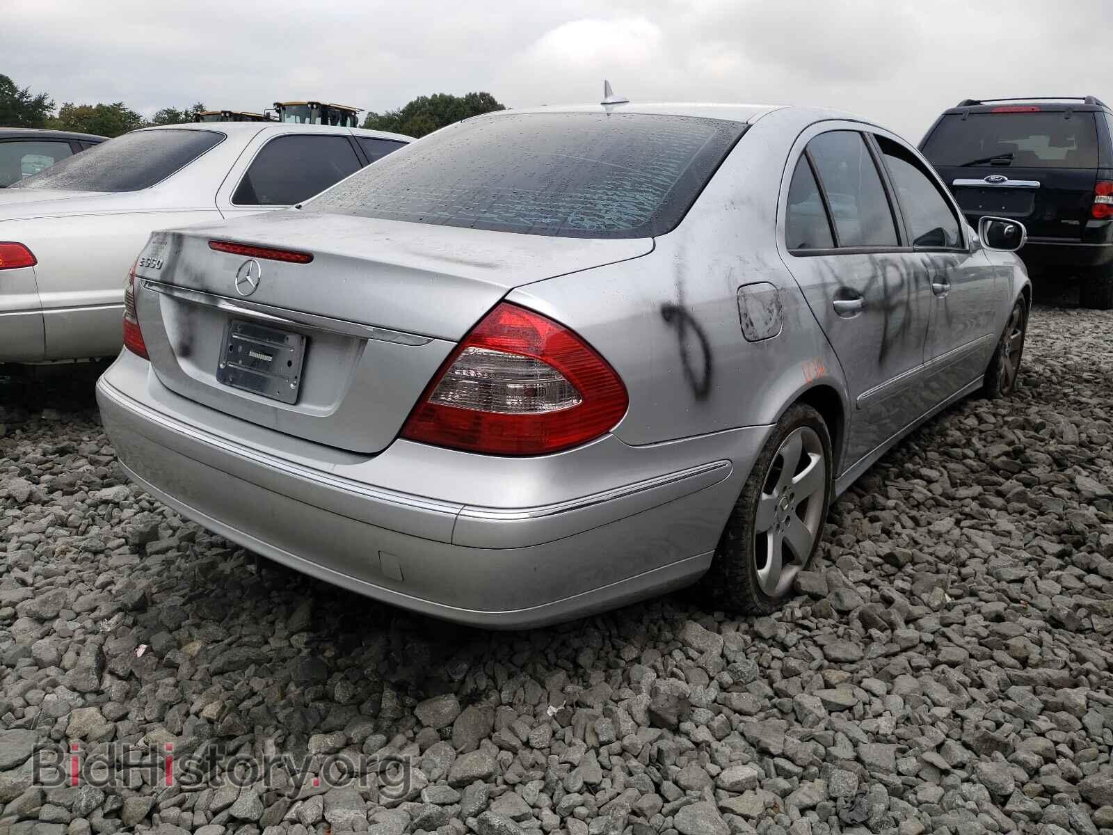 2007 MERCEDES-BENZ E-CLASS - VIN: WDBUF72X17B017261 - Фото 4
