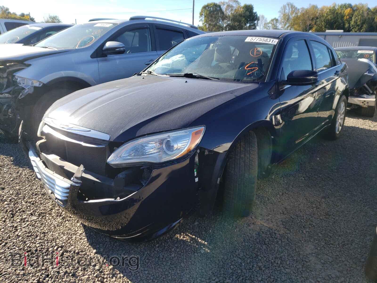 2013 CHRYSLER 200 - VIN: 1C3CCBBB9DN687183 - Фото 2