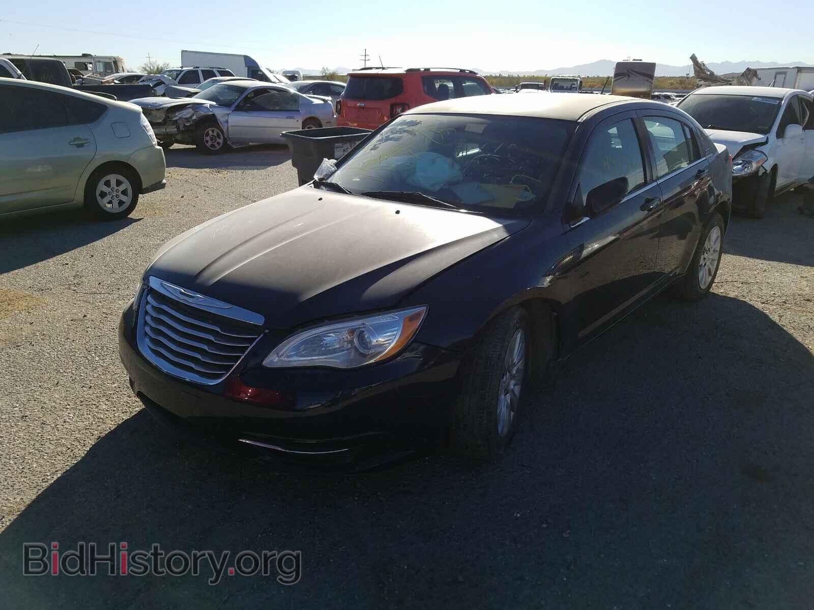 2013 CHRYSLER 200 - VIN: 1C3CCBAB4DN604843 - Фото 2