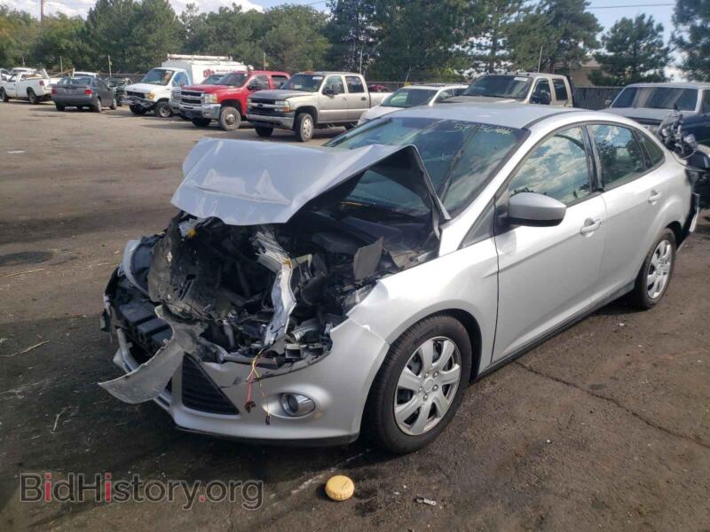 2012 Ford FOCUS (VIN 1FAHP3F2XCL301618) — фото 2 из 10