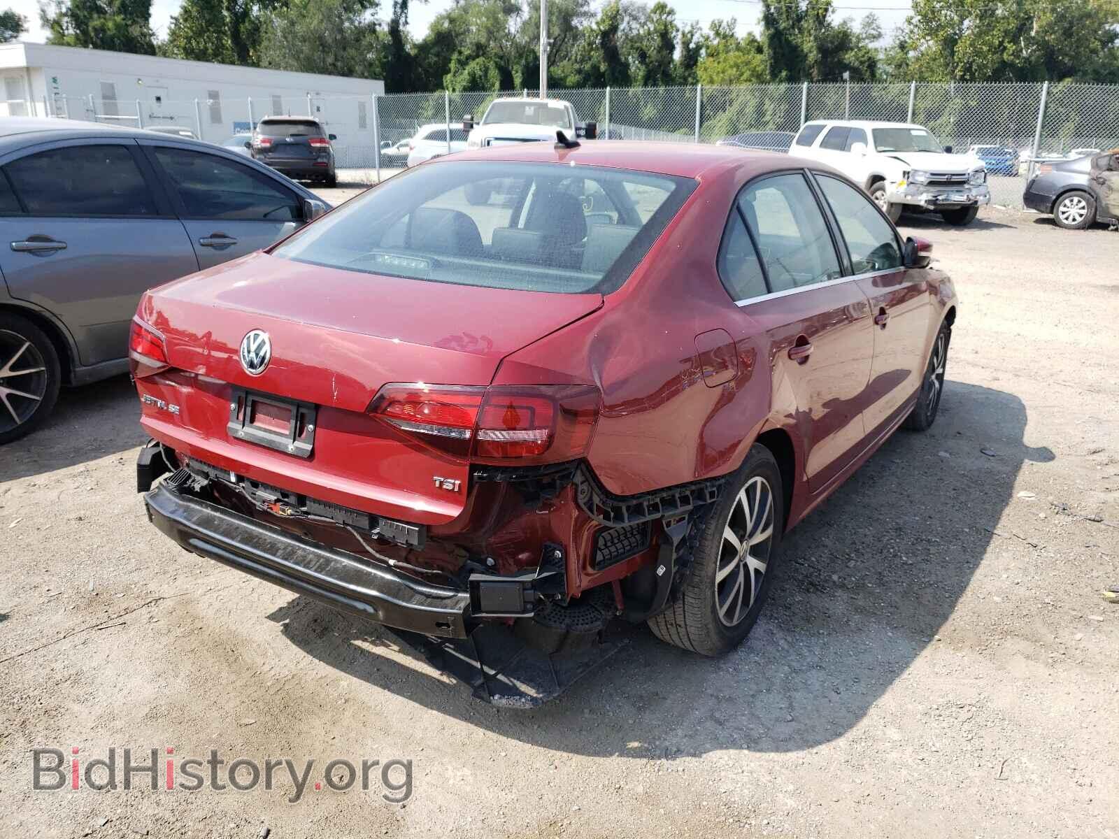 2017 VOLKSWAGEN JETTA - VIN: 3VWDB7AJ7HM206661 - Photo 4