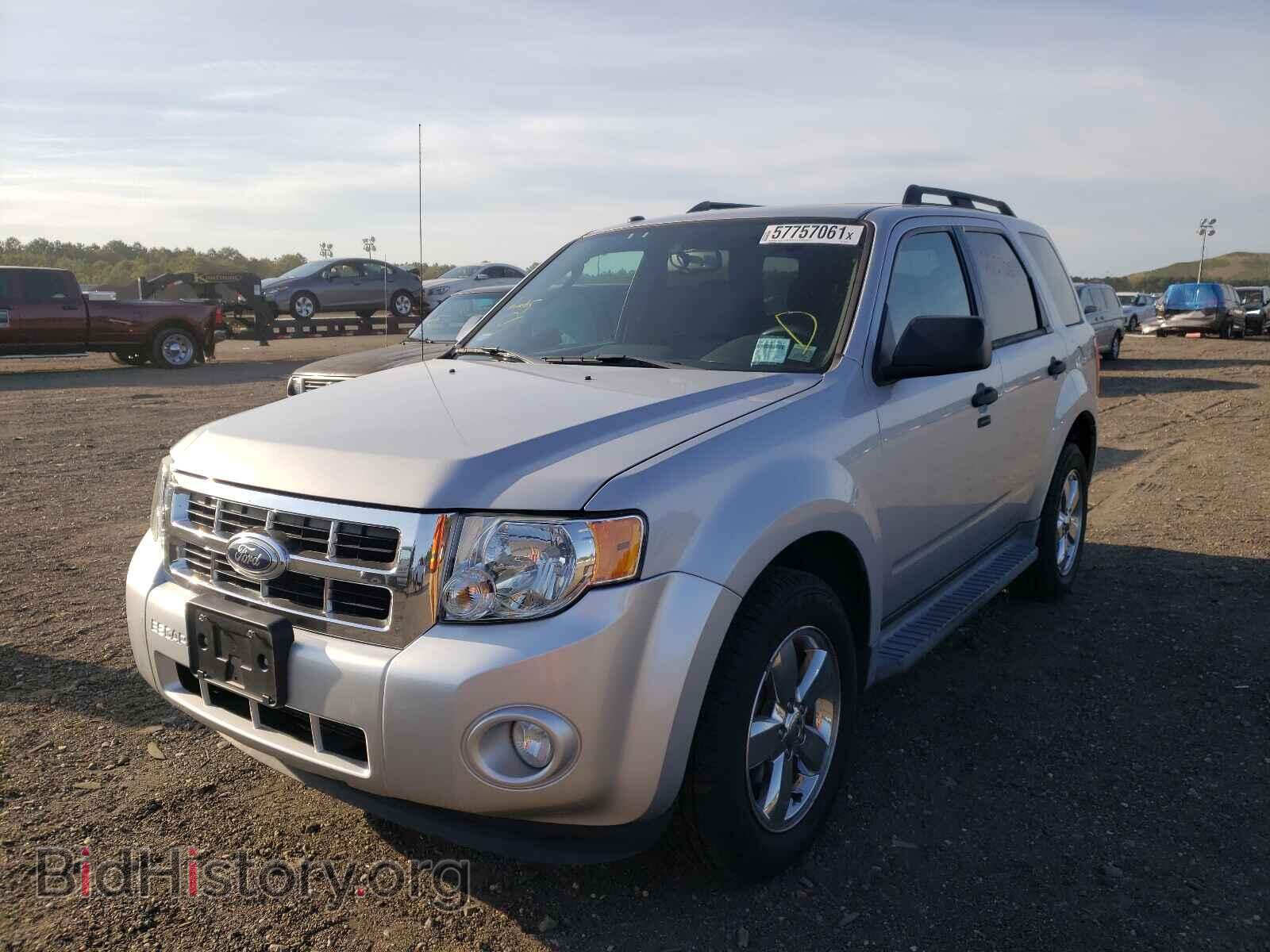 2012 FORD ESCAPE - VIN: 1FMCU0D77CKA19674 - Фото 2