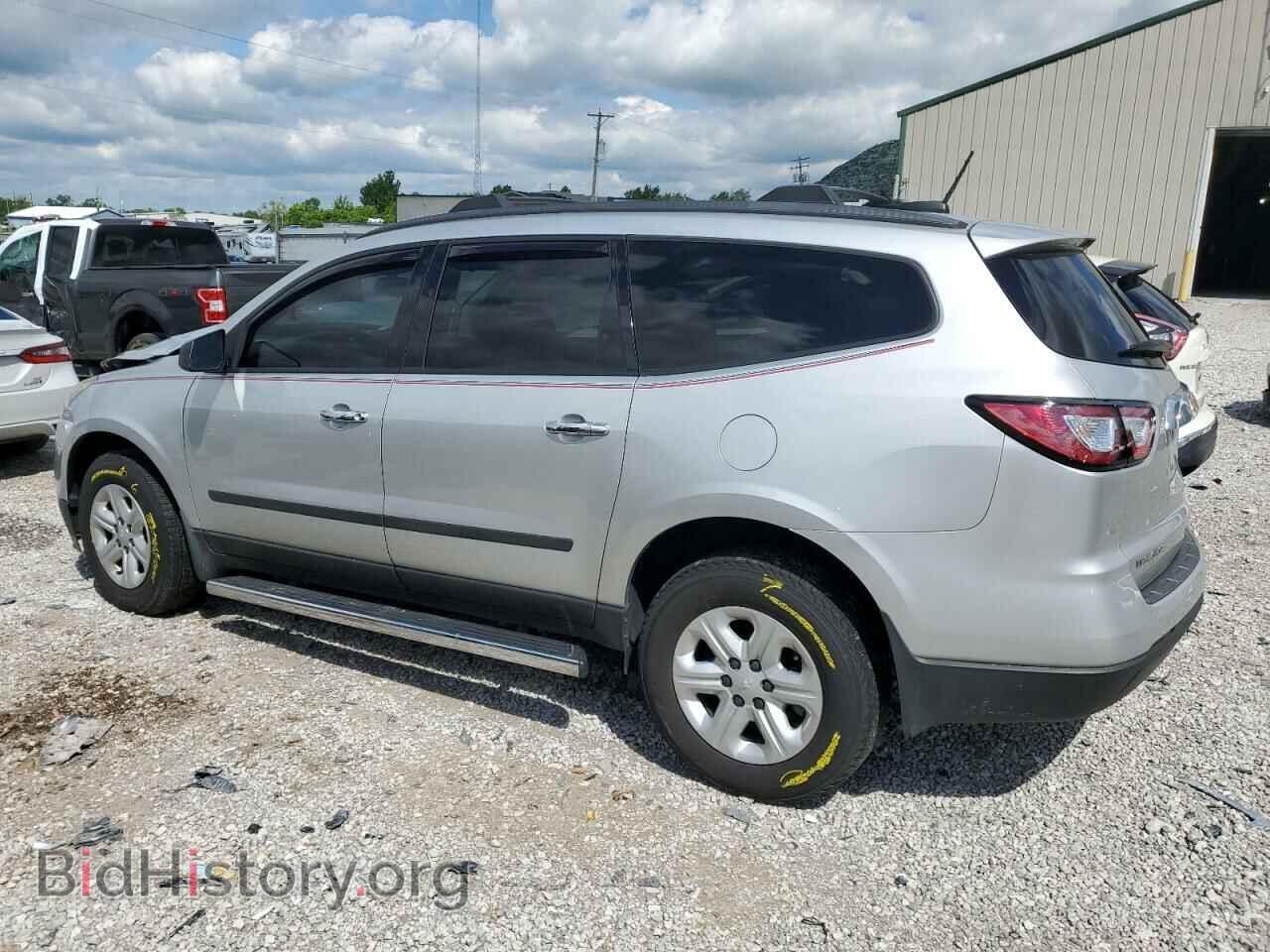 2017 CHEVROLET TRAVERSE - VIN: 1GNKRFKD8HJ326725 - Фото 2