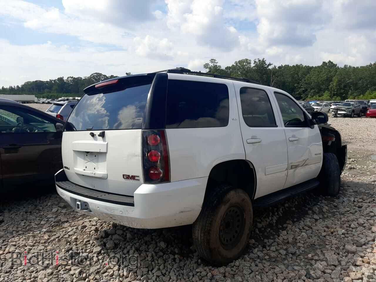 2013 GMC YUKON - VIN: 1GKS1CE03DR161996 - Фото 4