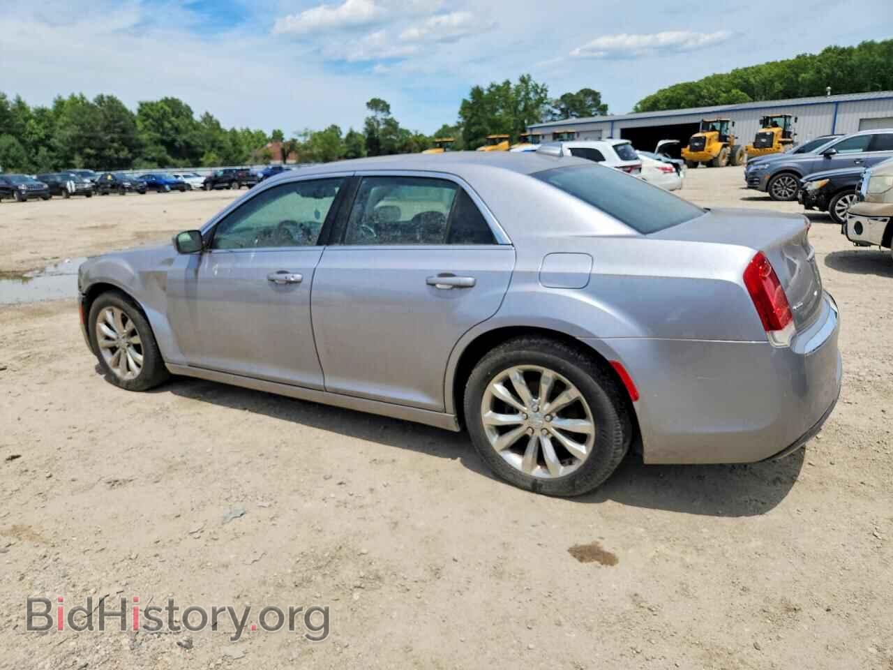2015 CHRYSLER 300 - VIN: 2C3CCARG5FH830959 - Photo 2