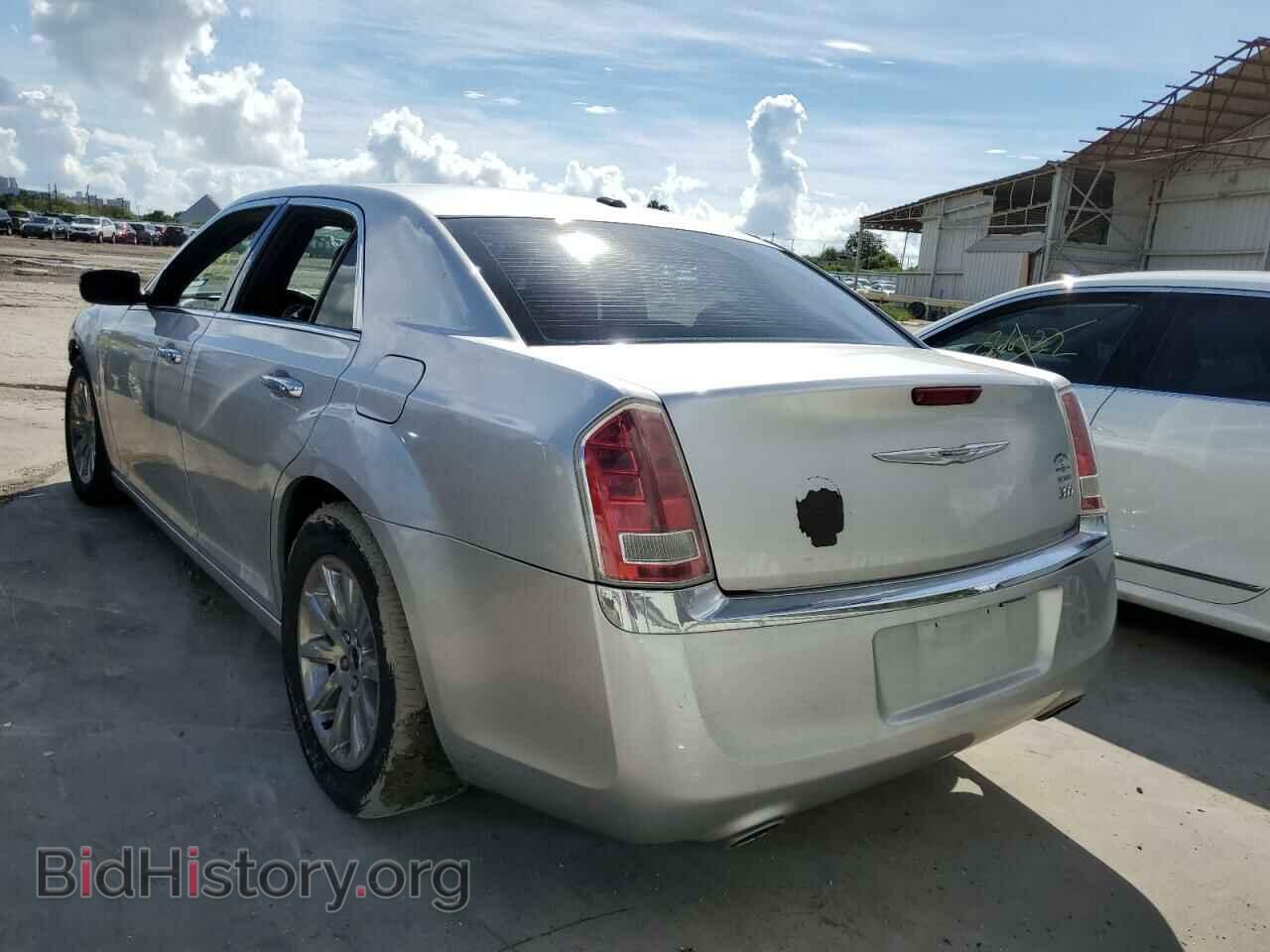 2012 CHRYSLER 300 - VIN: 2C3CCACG1CH222716 - Фото 3