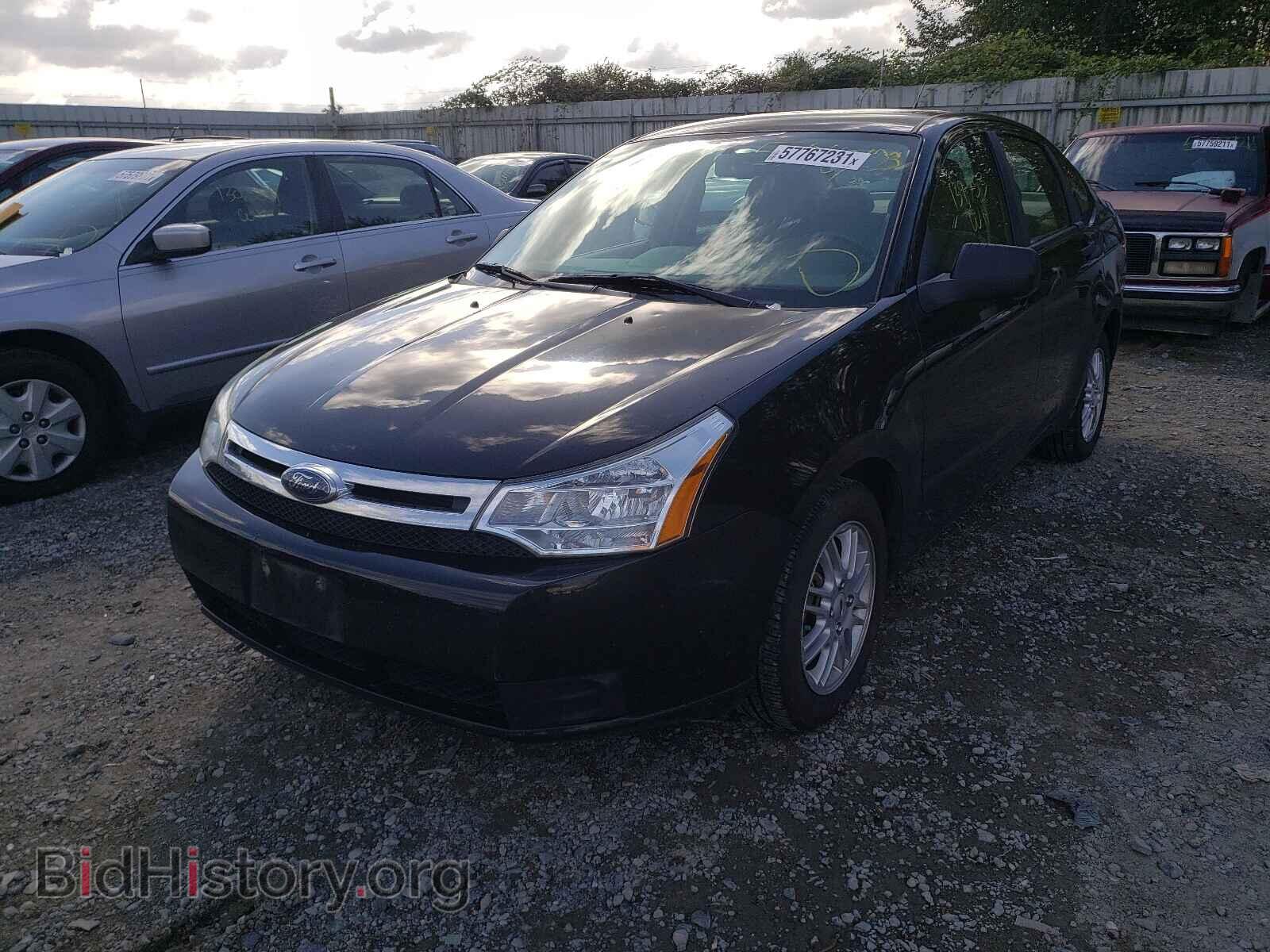 2009 FORD FOCUS - VIN: 1FAHP35NX9W145440 - Фото 2