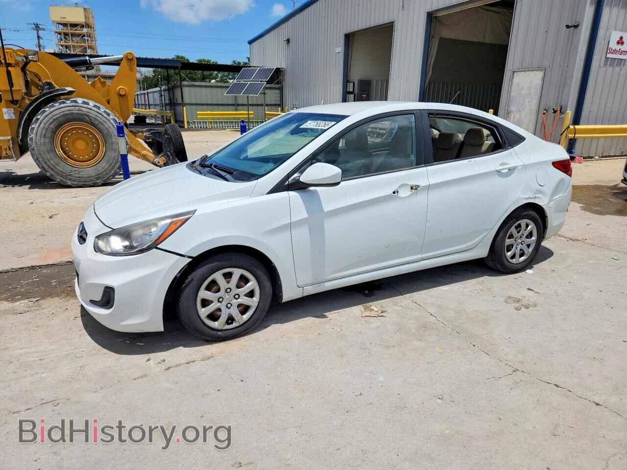 Фотография KMHCT4AE4DU305775 - HYUNDAI ACCENT 2013