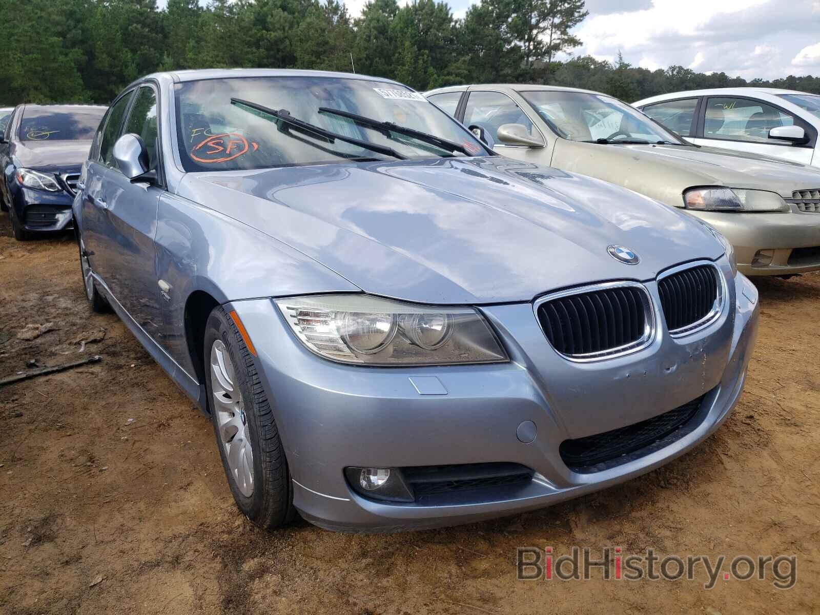 Photo WBAPK53539A643637 - BMW 3 SERIES 2009