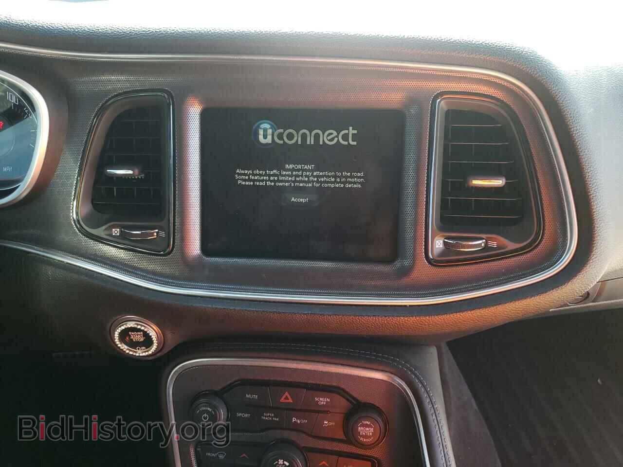 2018 DODGE CHALLENGER - VIN: 2C3CDZGG0JH257167 - Фото 9