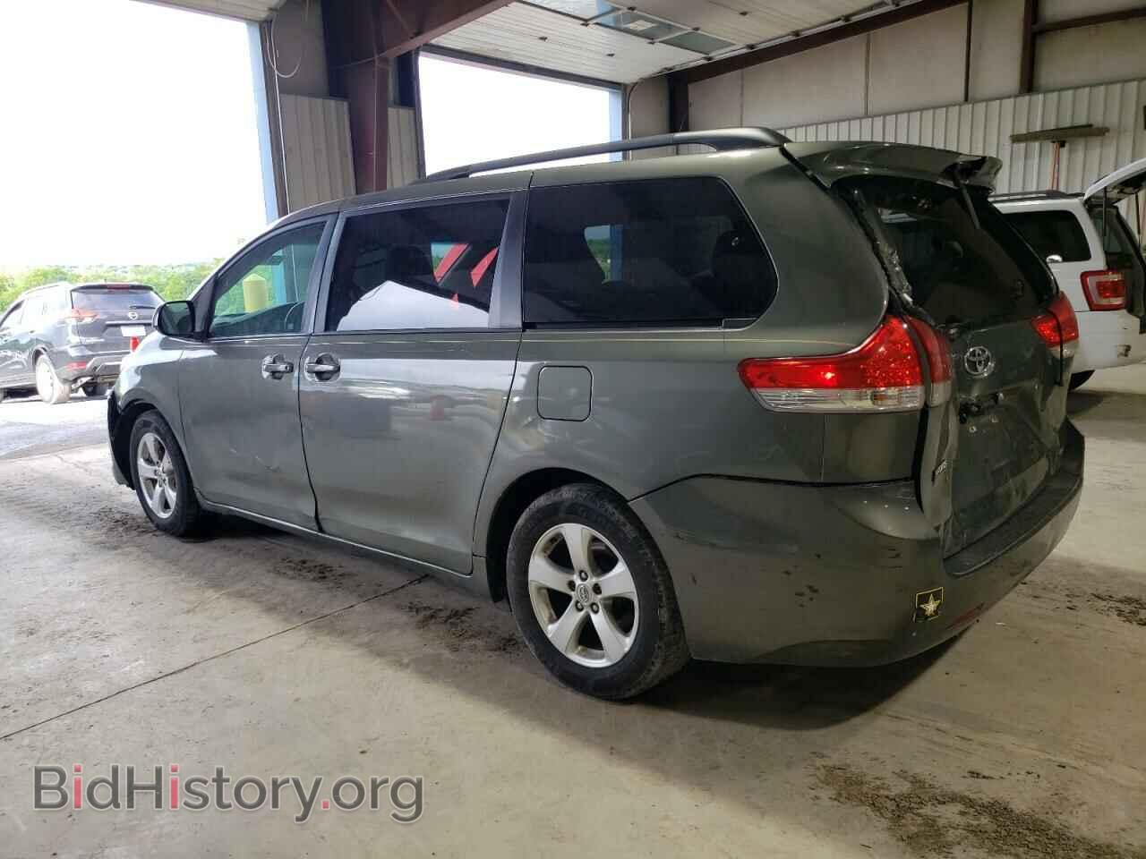 2012 TOYOTA All Models - VIN: 5TDKK3DCXCS224922 - Фото 2