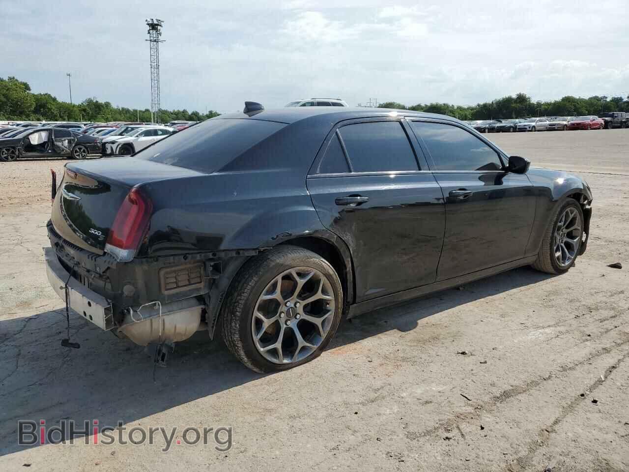 2018 CHRYSLER 300 - VIN: 2C3CCABG4JH214527 - Фото 3