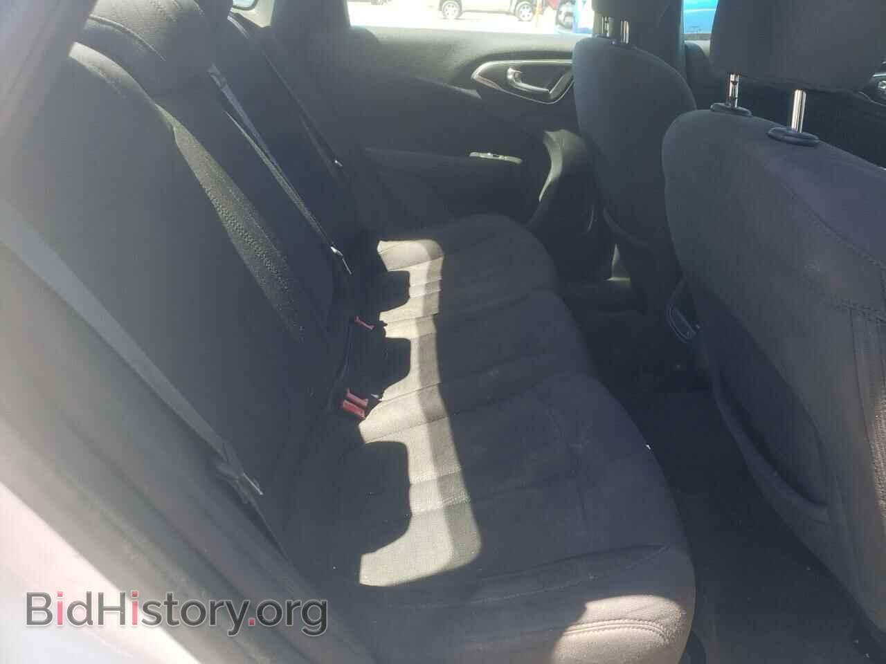 2015 CHRYSLER 200 - VIN: 1C3CCCAB5FN628464 - Фото 6