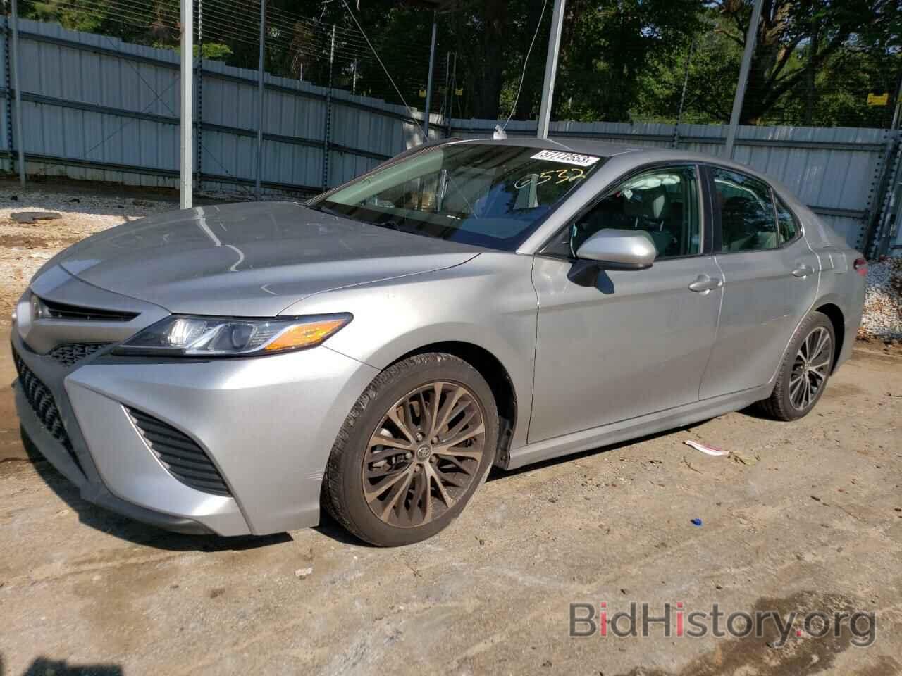 Photo 4T1G11AKXLU356532 - TOYOTA CAMRY 2020