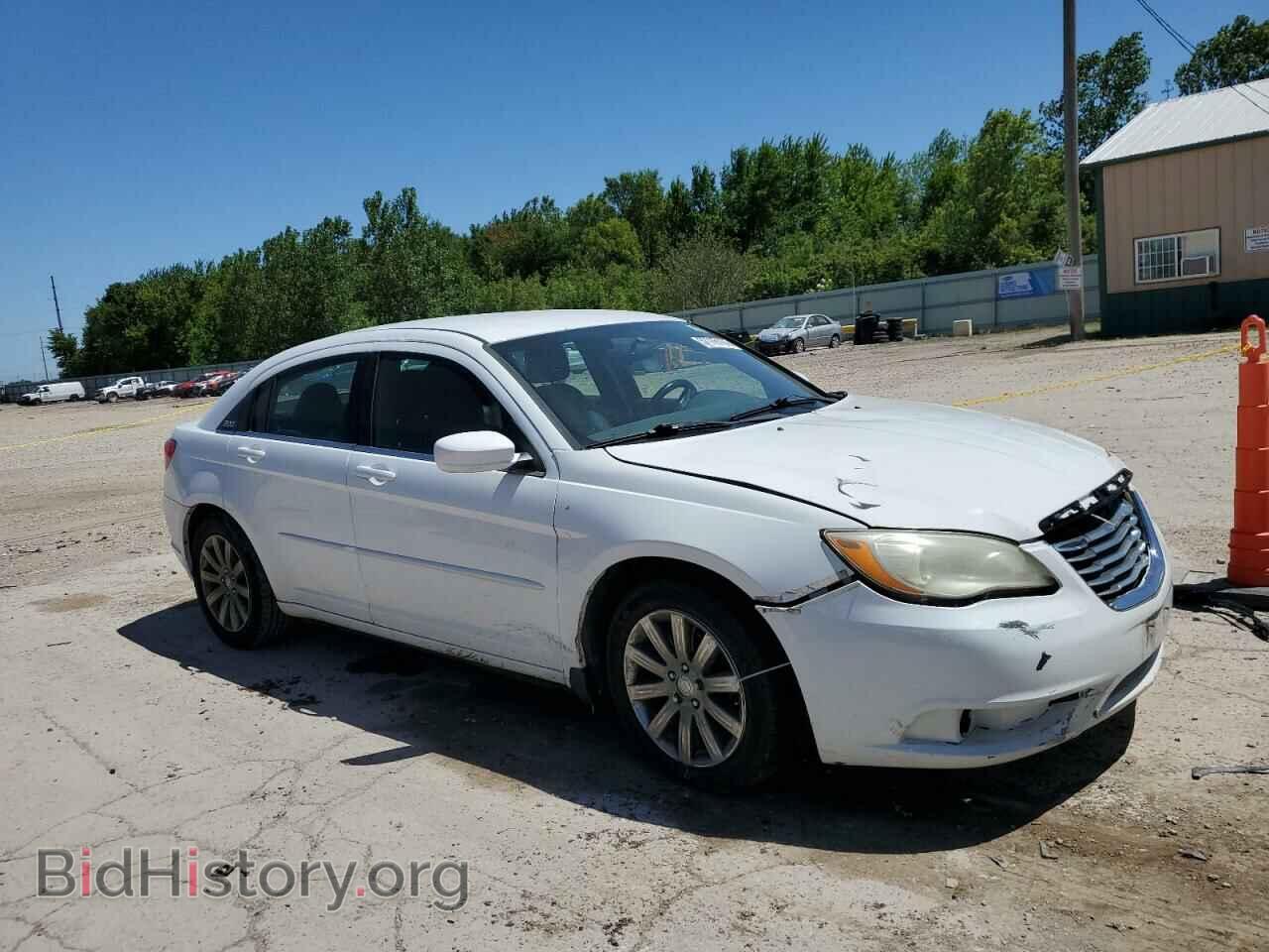 2013 CHRYSLER 200 - VIN: 1C3CCBBB3DN714393 - Фото 4
