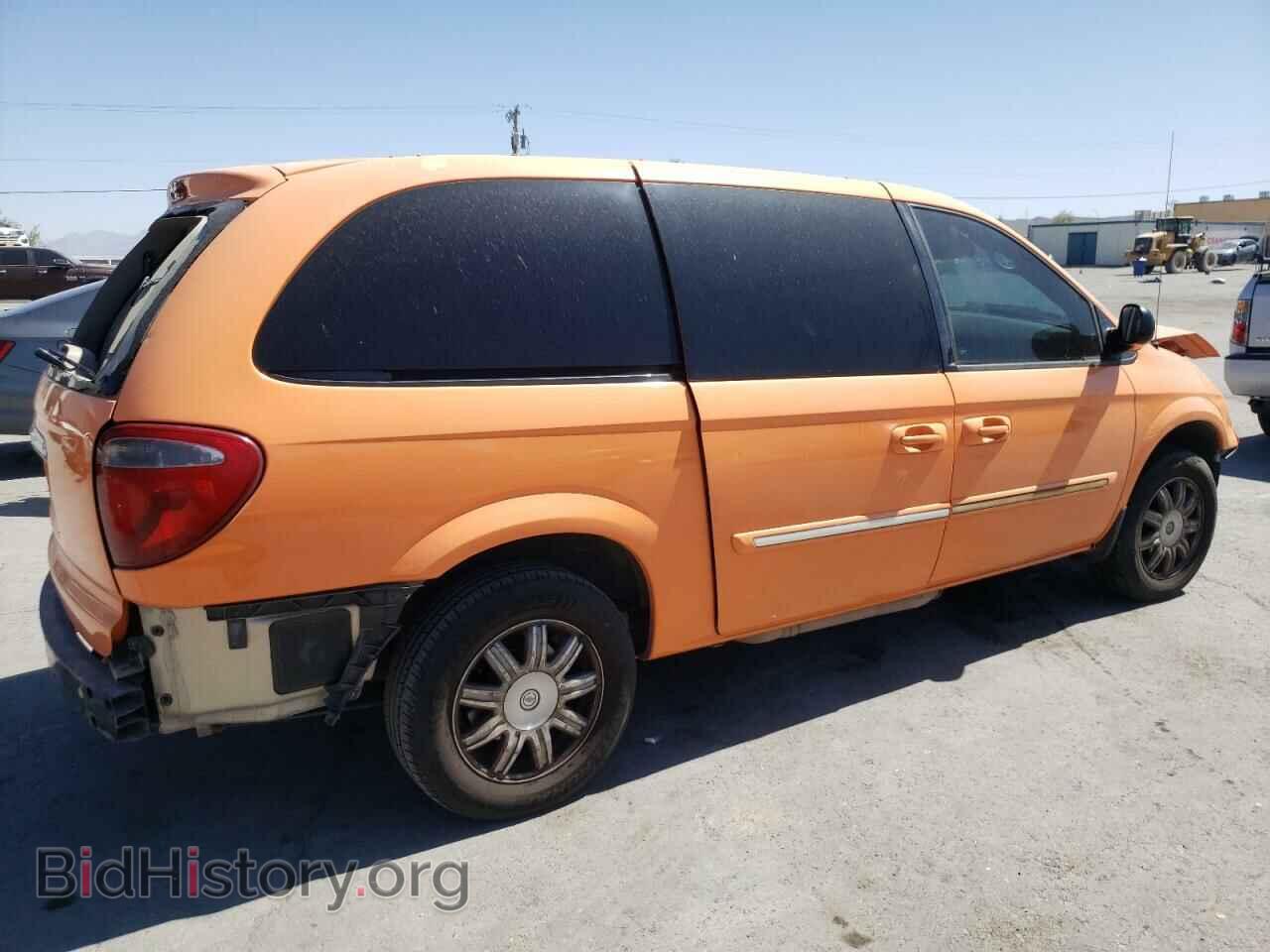 2006 CHRYSLER MINIVAN - VIN: 2A4GP54L26R644748 - Фото 3