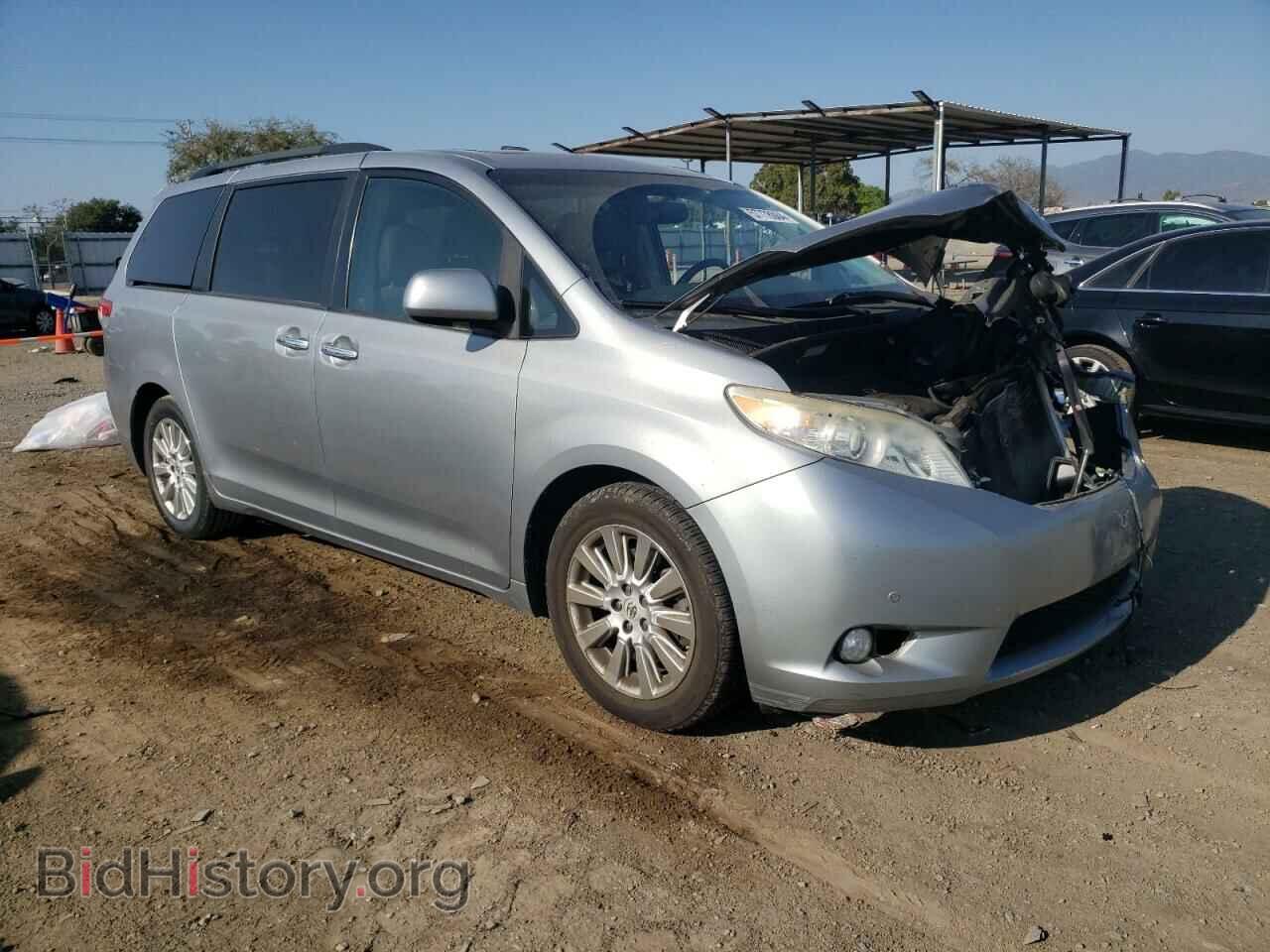2011 TOYOTA All Models - VIN: 5TDYK3DC5BS104132 - Фото 4