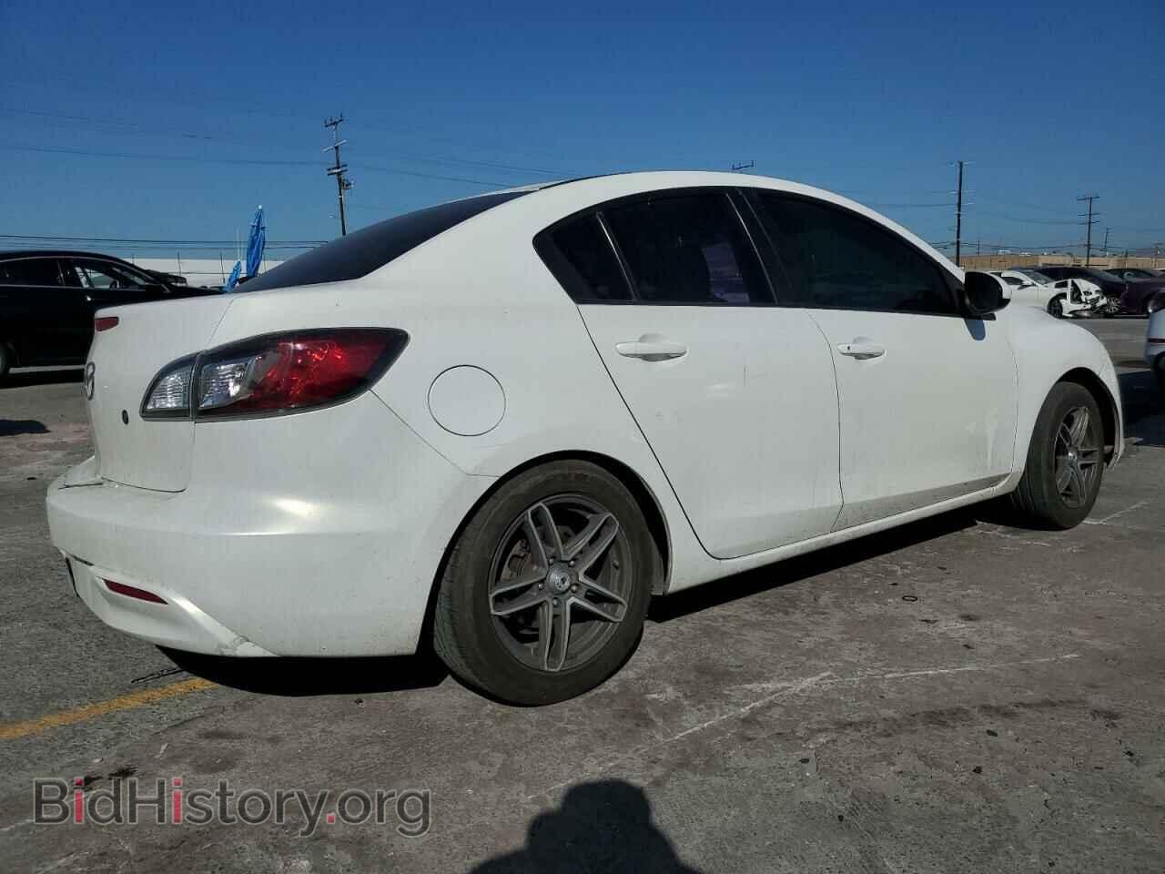 2011 MAZDA 3 - VIN: JM1BL1UF3B1370697 - Фото 3