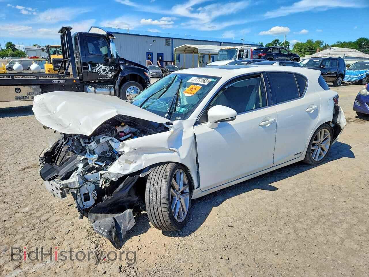 Фотография JTHKD5BH3E2181117 - LEXUS CT 200 2014