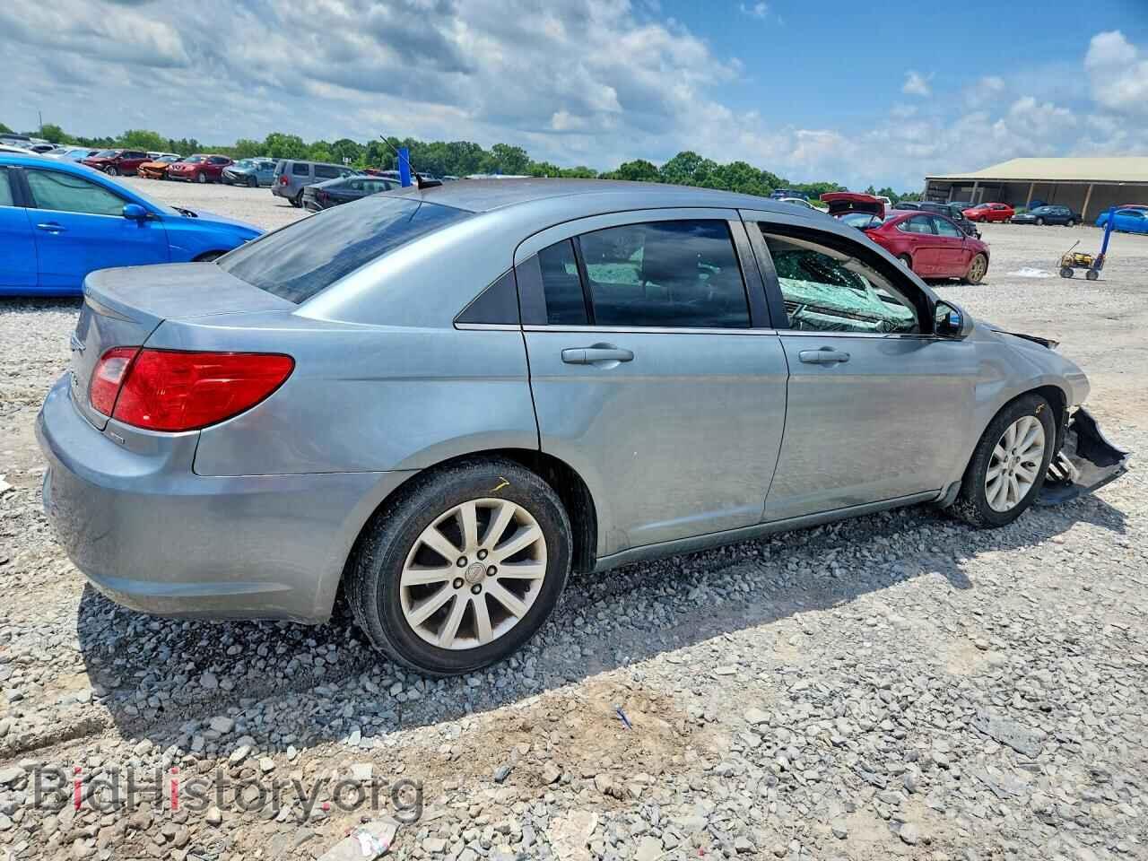 2010 CHRYSLER SEBRING - VIN: 1C3CC5FB3AN231073 - Photo 3
