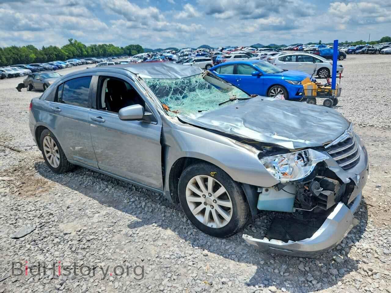2010 CHRYSLER SEBRING - VIN: 1C3CC5FB3AN231073 - Photo 4