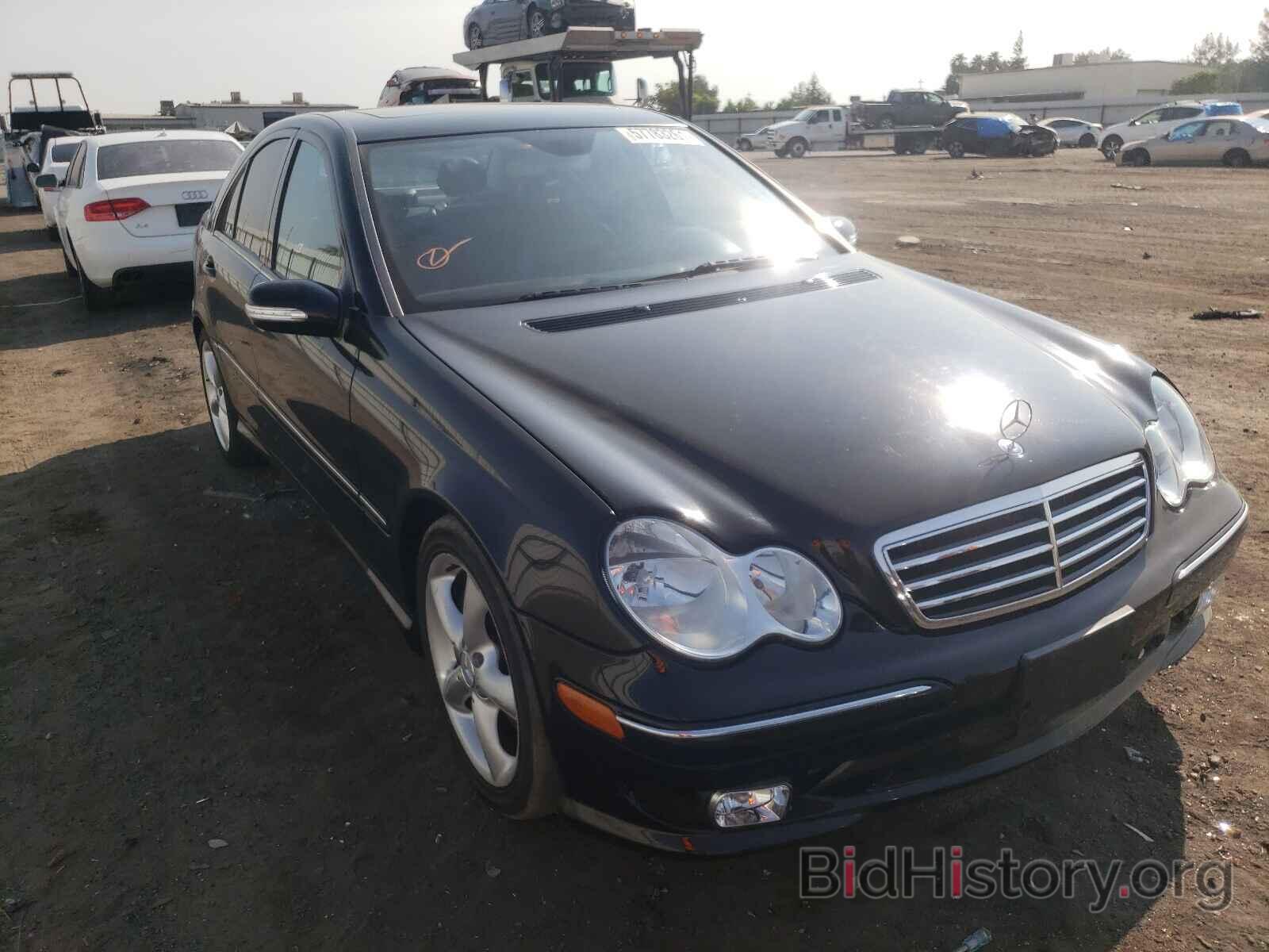 Photo WDBRF52H36A885382 - MERCEDES-BENZ C-CLASS 2006