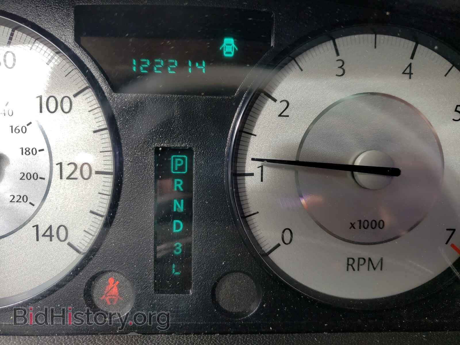 2010 CHRYSLER 300 - VIN: 2C3CA5CV7AH155189 - Фото 8