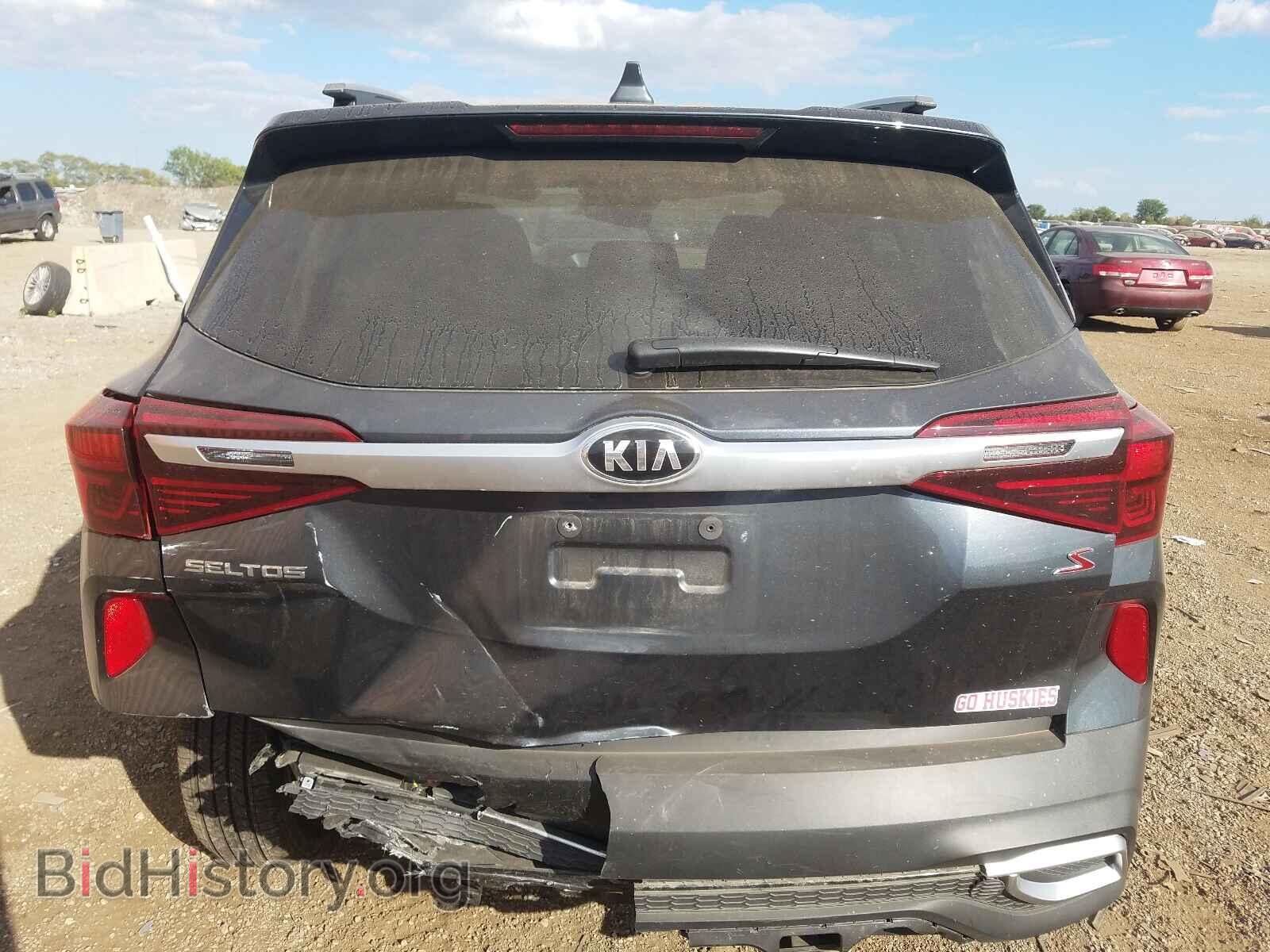 2021 KIA SELTOS - VIN: KNDEUCAA9M7144565 - Фото 9