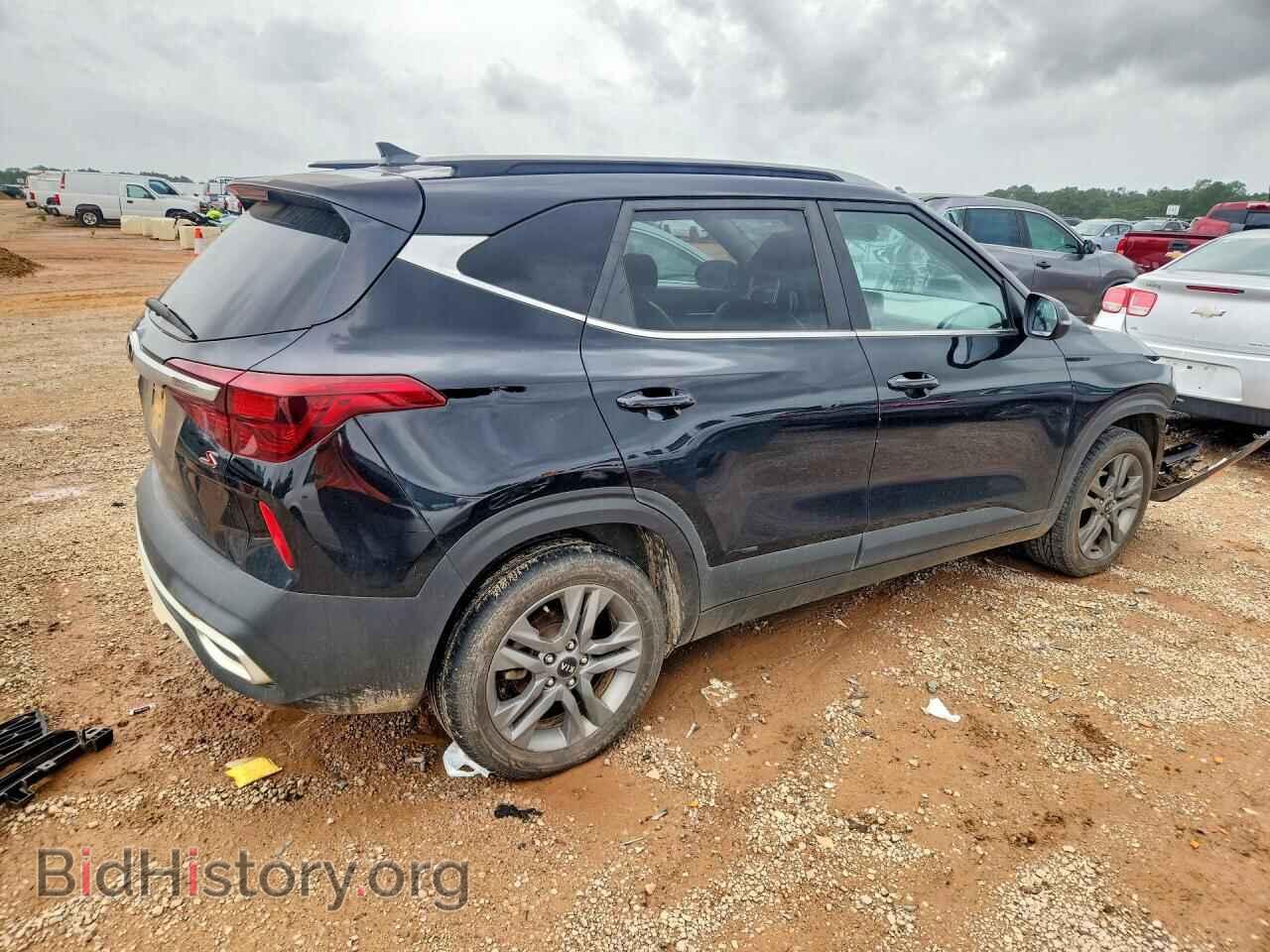 2021 KIA SELTOS - VIN: KNDEU2AA9M7096124 - Фото 3