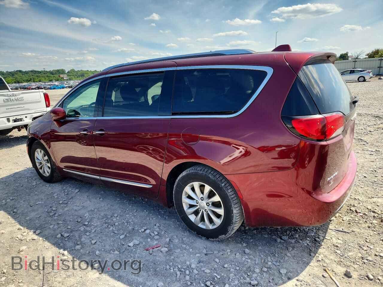 2018 CHRYSLER PACIFICA - VIN: 2C4RC1BG2JR120064 - Photo 2