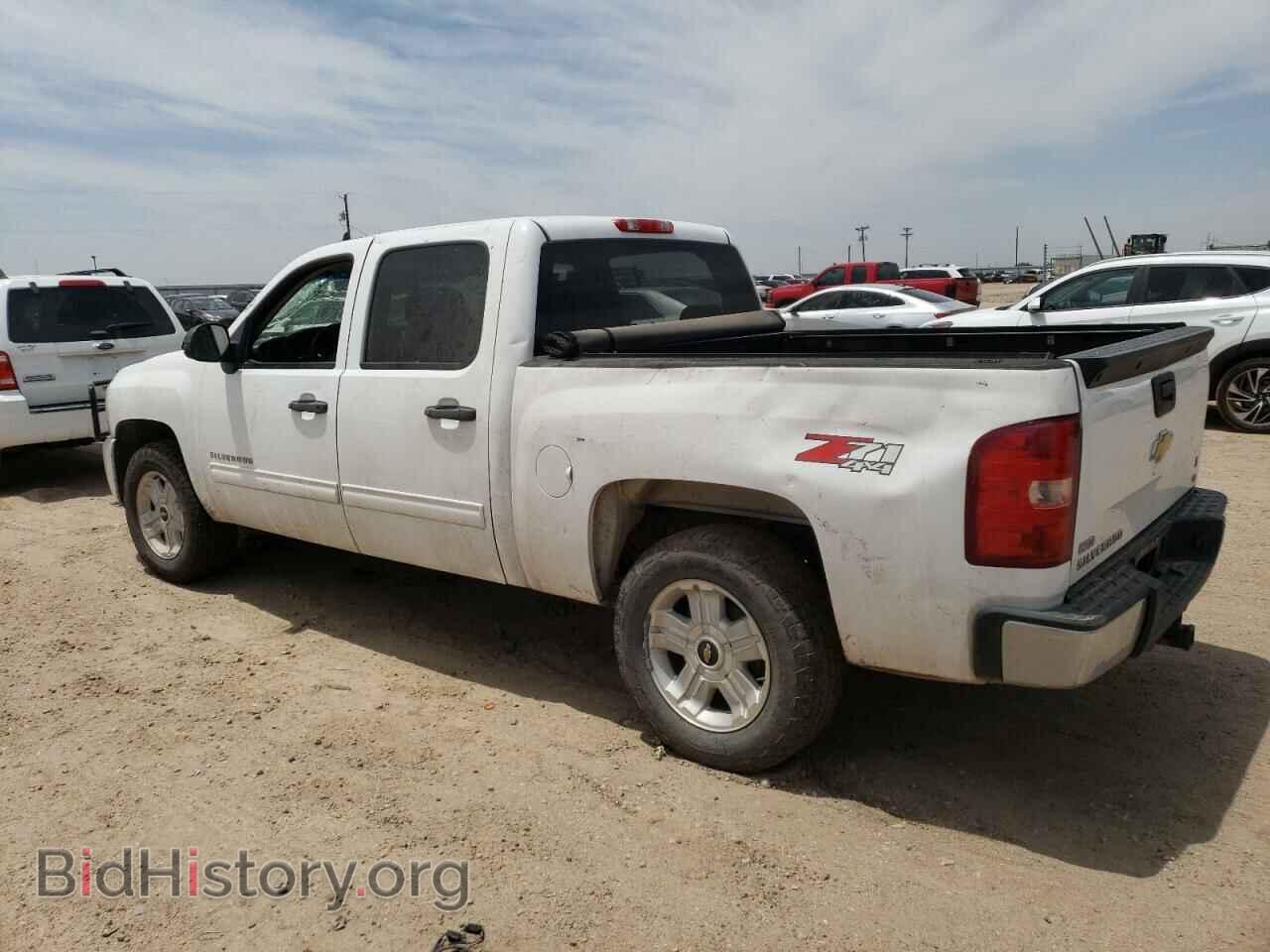 2011 CHEVROLET ALL Models - VIN: 3GCPKSE32BG372025 - Фото 2