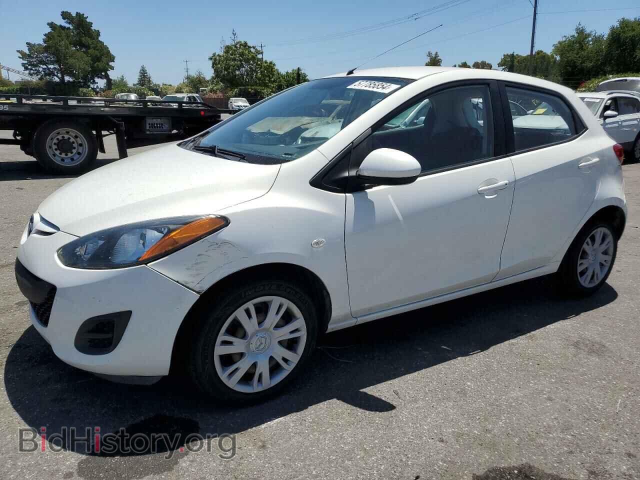 Фотография JM1DE1KY3E0172462 - MAZDA 2 2014
