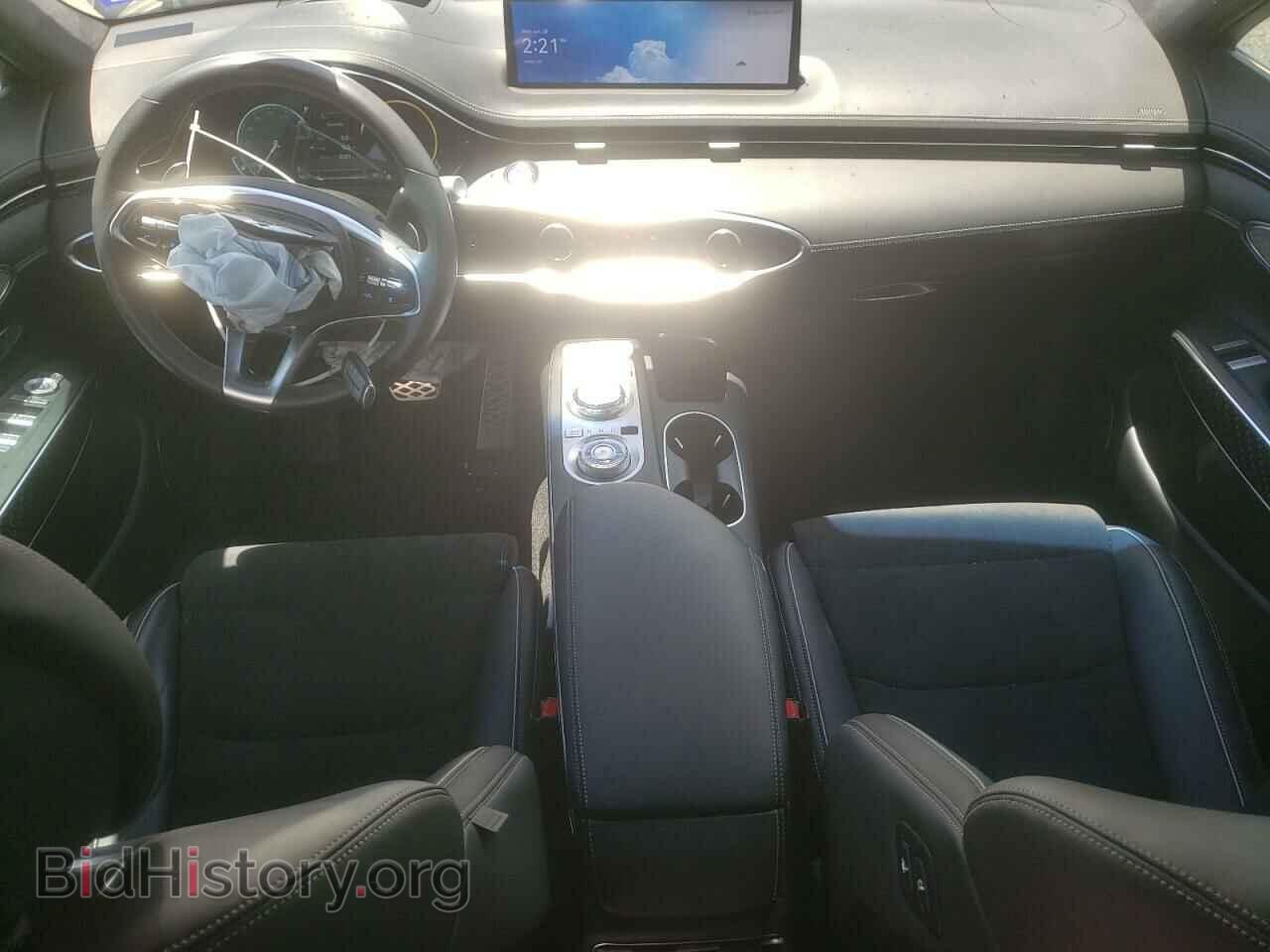 2022 GENESIS GV70 BASE - VIN: KMUMCDTC5NU036592 - Photo 8