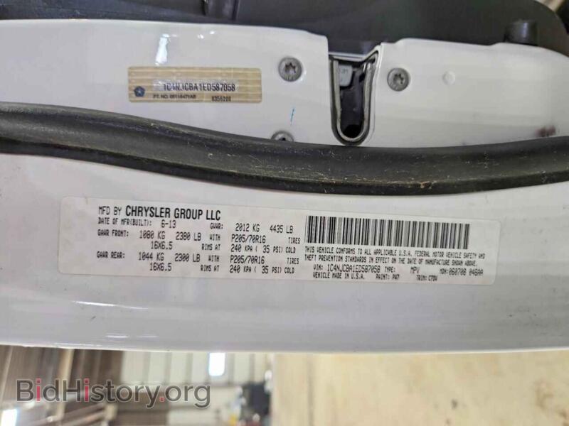 2014 Jeep COMPASS (VIN 1C4NJCBA1ED587058) — photo 13 of 13