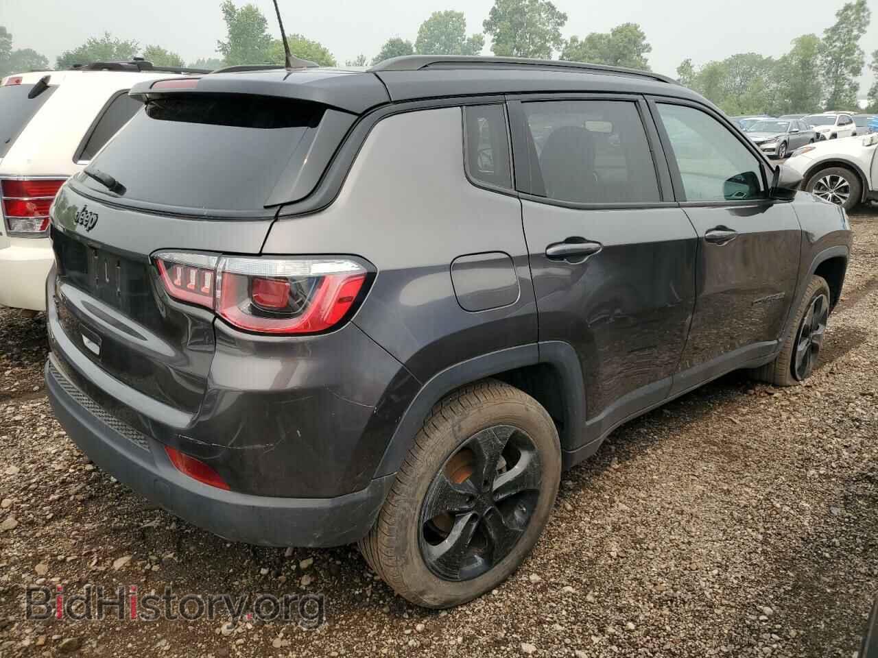 2019 JEEP COMPASS - VIN: 3C4NJDBB4KT674909 - Photo 3