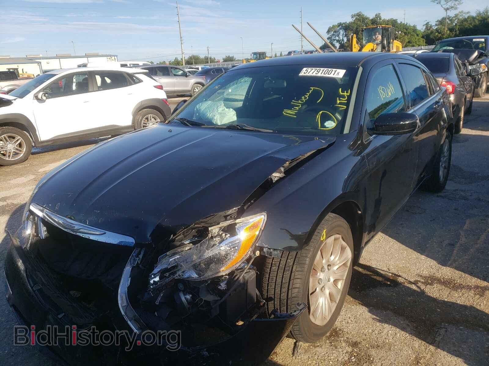 2012 CHRYSLER 200 - VIN: 1C3CCBAB2CN104842 - Фото 2