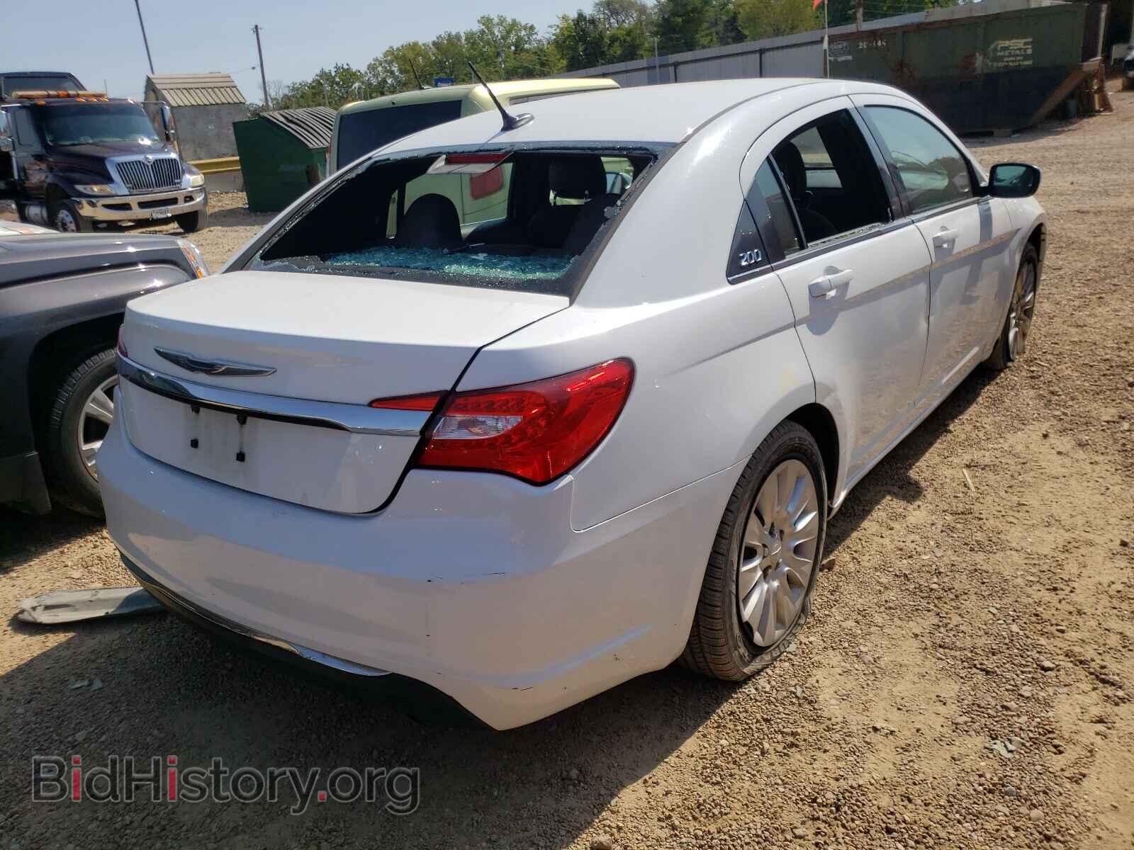 2012 CHRYSLER 200 - VIN: 1C3CCBAB1CN105190 - Фото 4