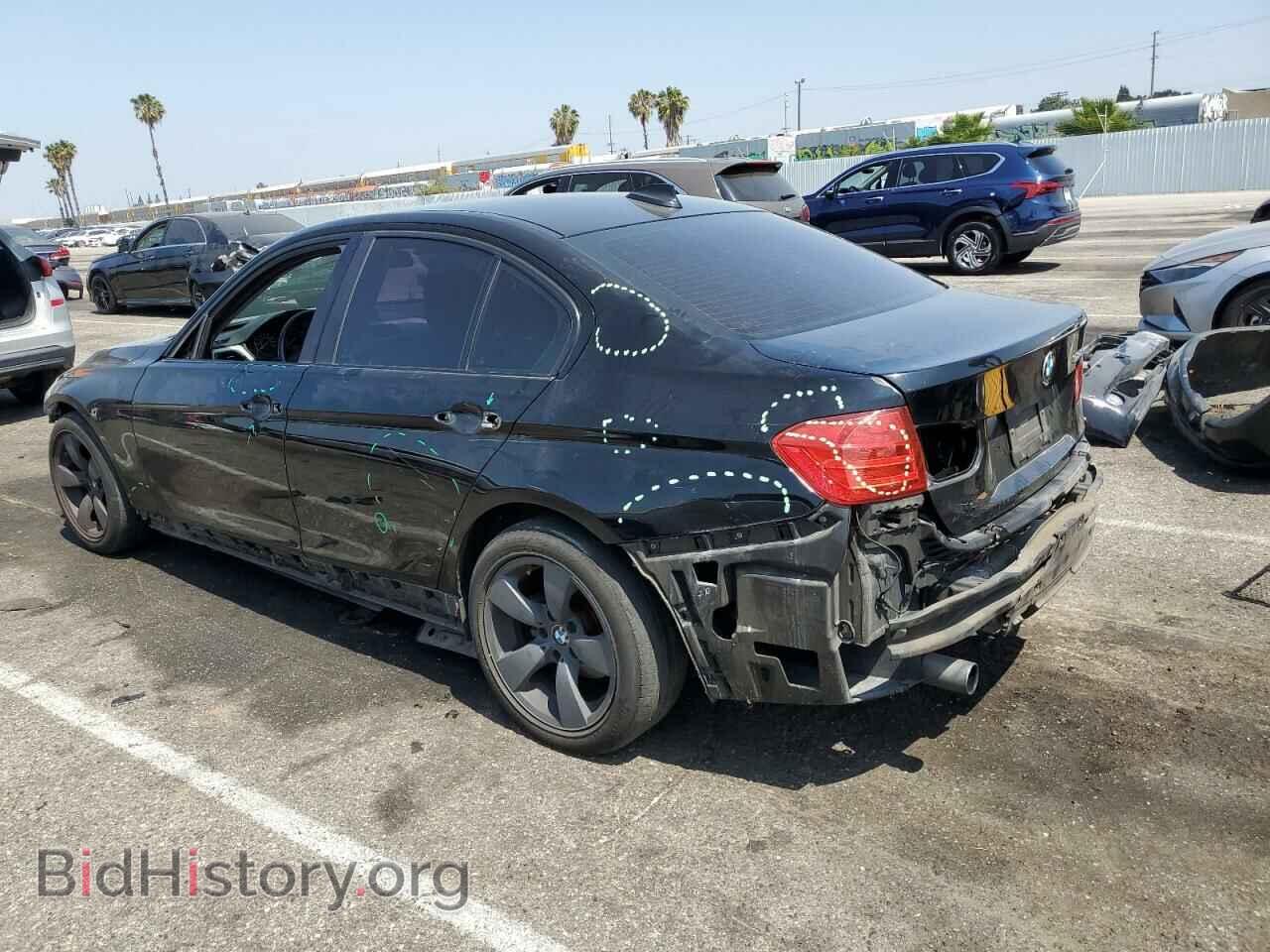 2015 BMW 3 SERIES - VIN: WBA3B1C58FK140389 - Фото 2