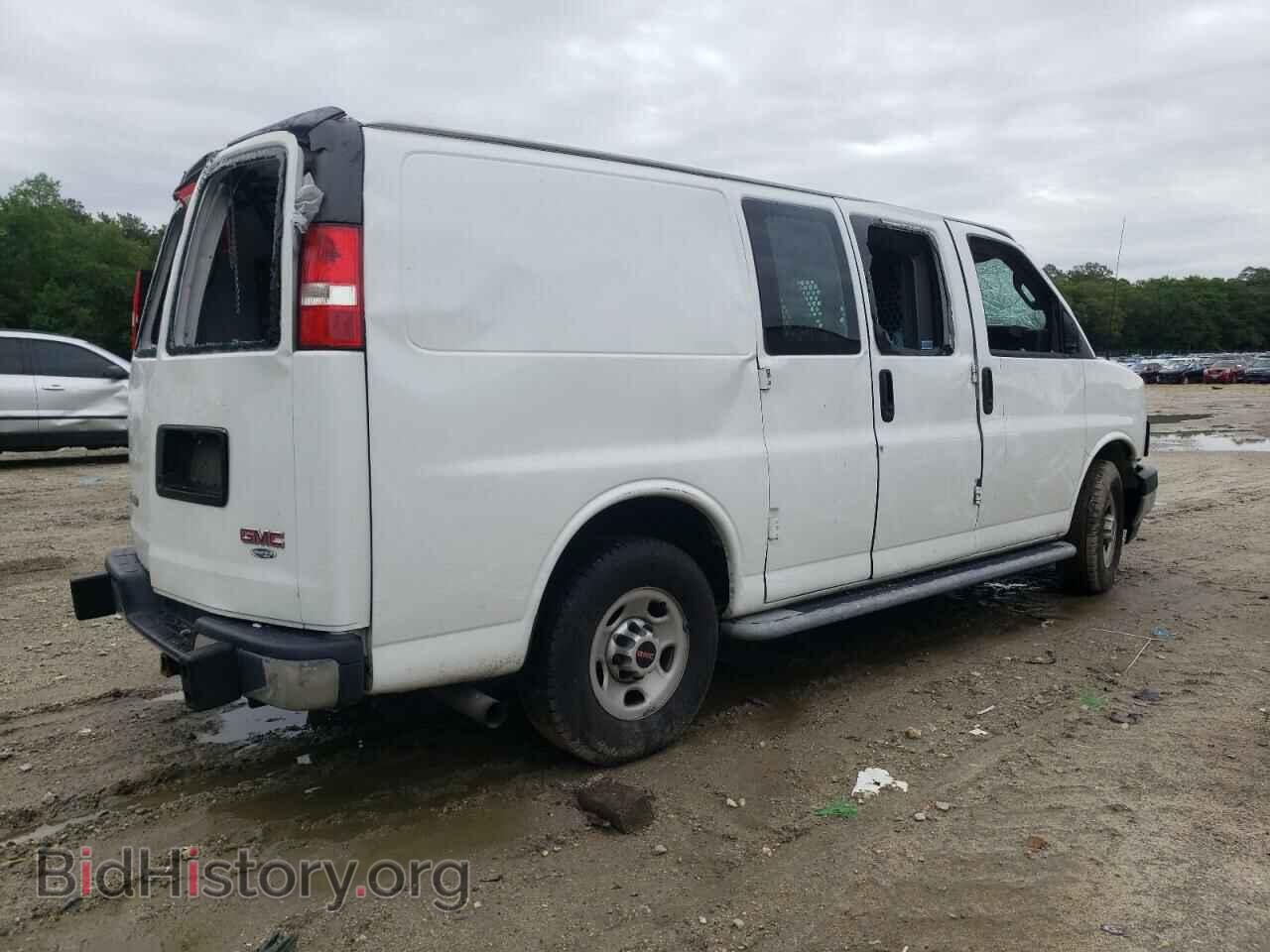 2017 GMC SAVANA - VIN: 1GTW7AFF2H1914635 - Фото 3