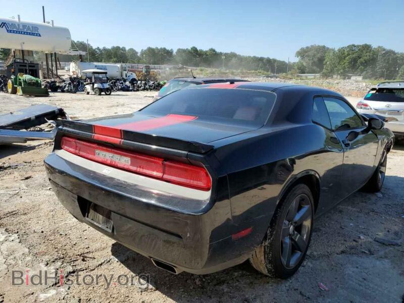 2012 Dodge CHALLENGER (VIN 2C3CDYAG6CH291409) — photo 4 of 10
