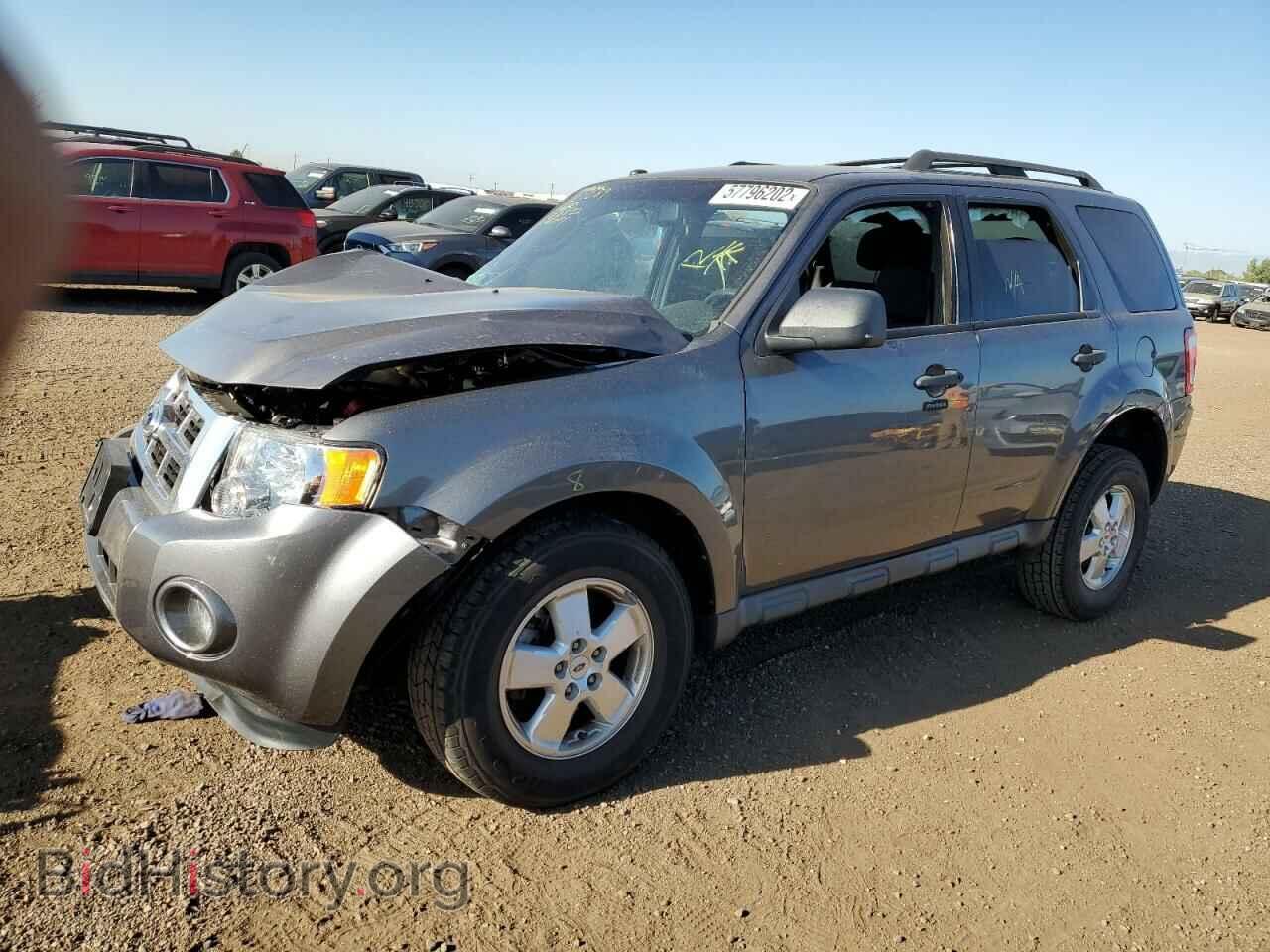 2011 FORD ESCAPE - VIN: 1FMCU9D73BKA55879 - Фото 2