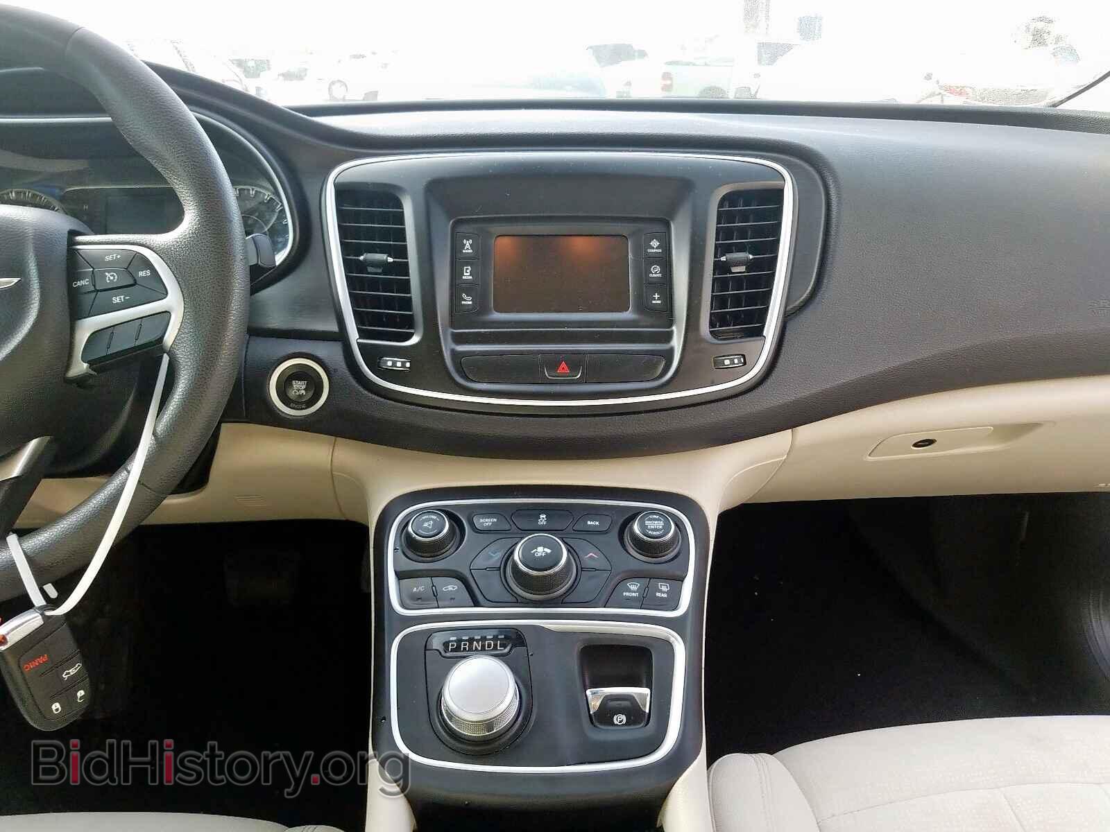 2015 CHRYSLER 200 - VIN: 1C3CCCAB3FN663102 - Photo 9